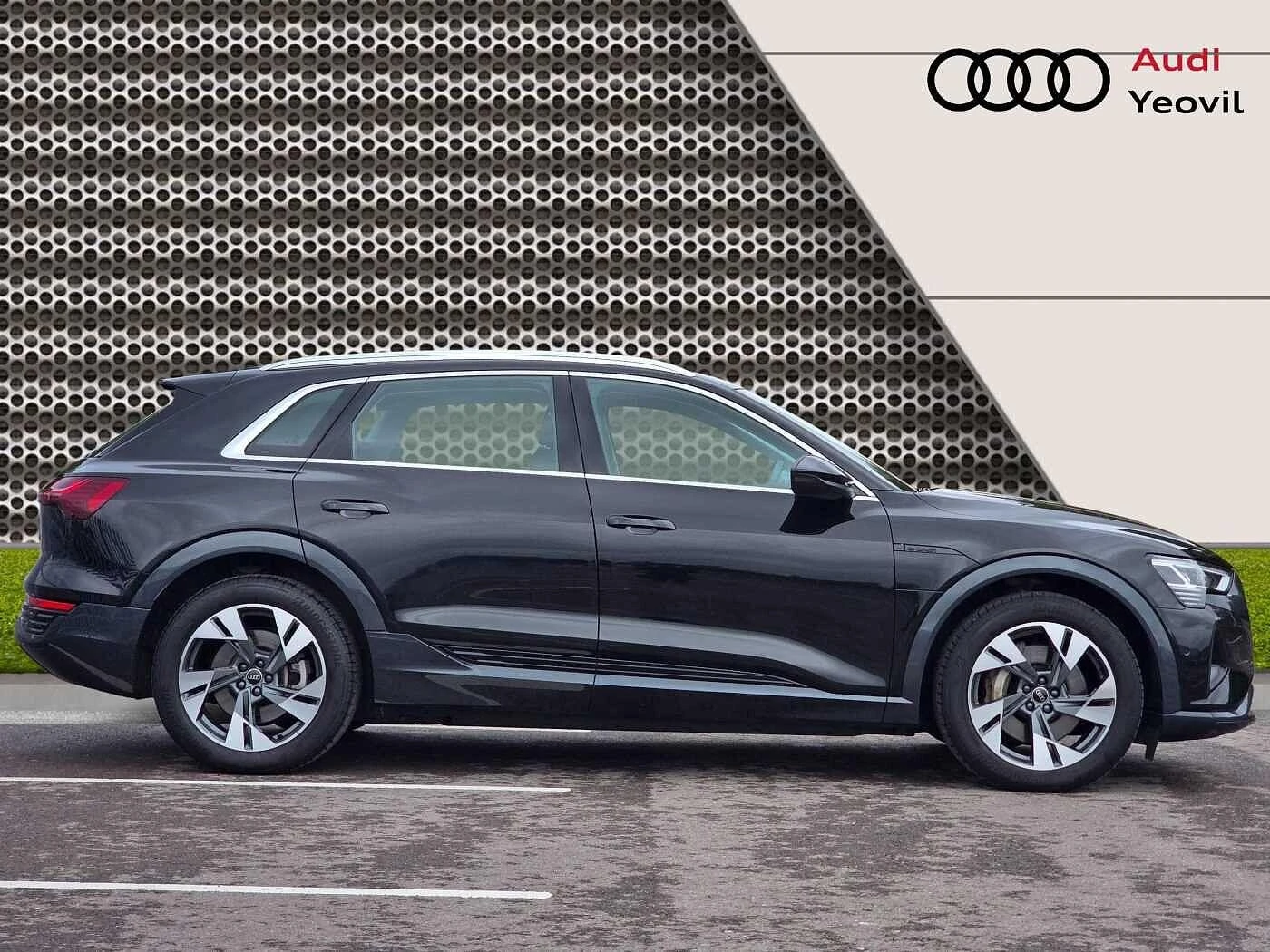 Audi-Q8-image-3