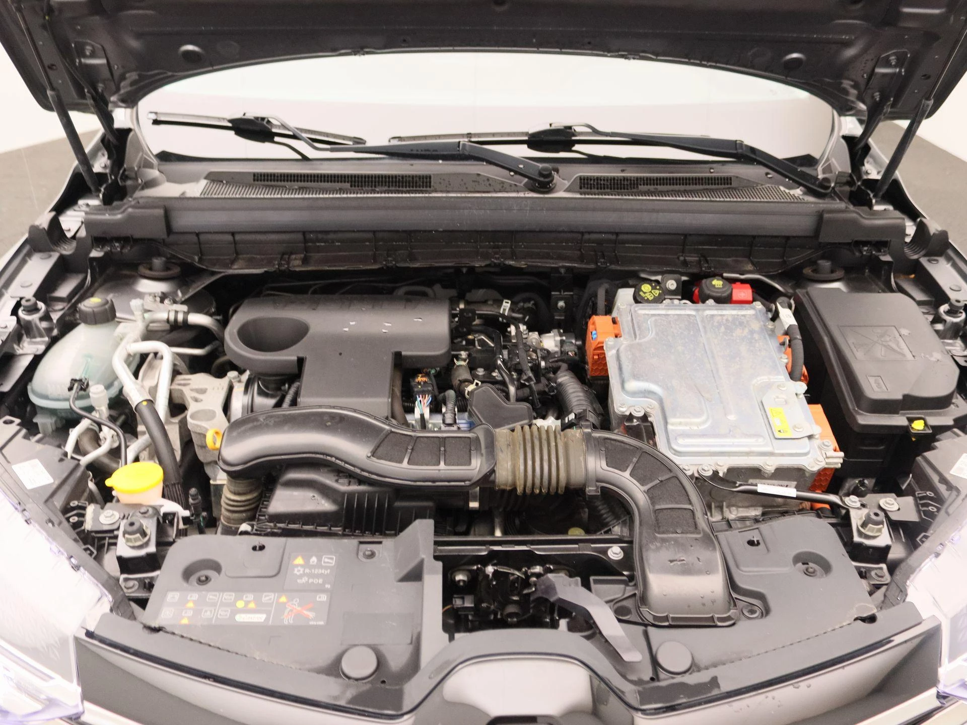 Renault-Arkana-image-25