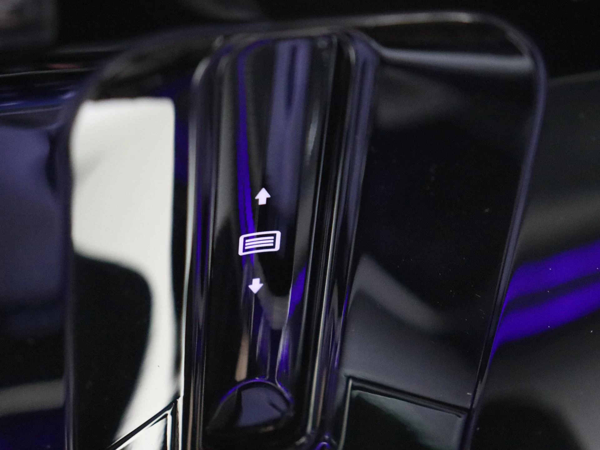 Mercedes-Benz-GLC-image-22