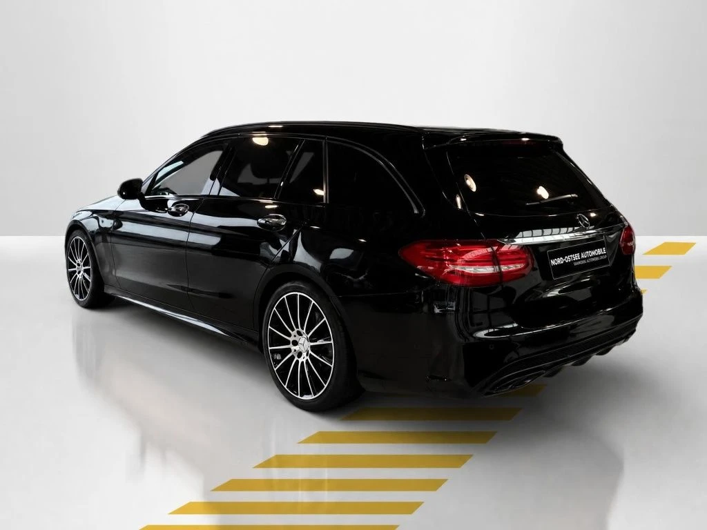 Mercedes-AMG-C-Klasse 43-image-11