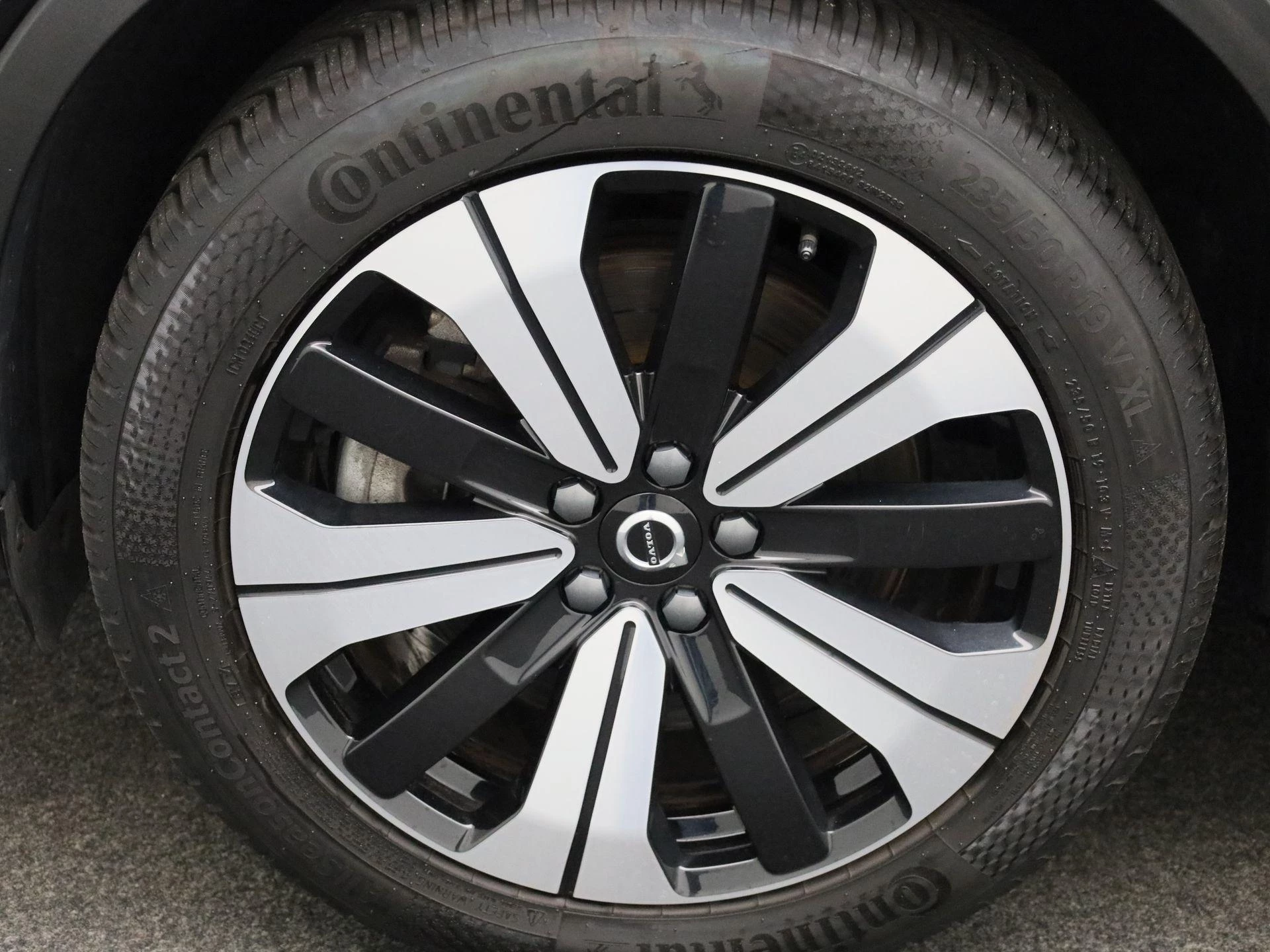 Volvo-XC40-image-15