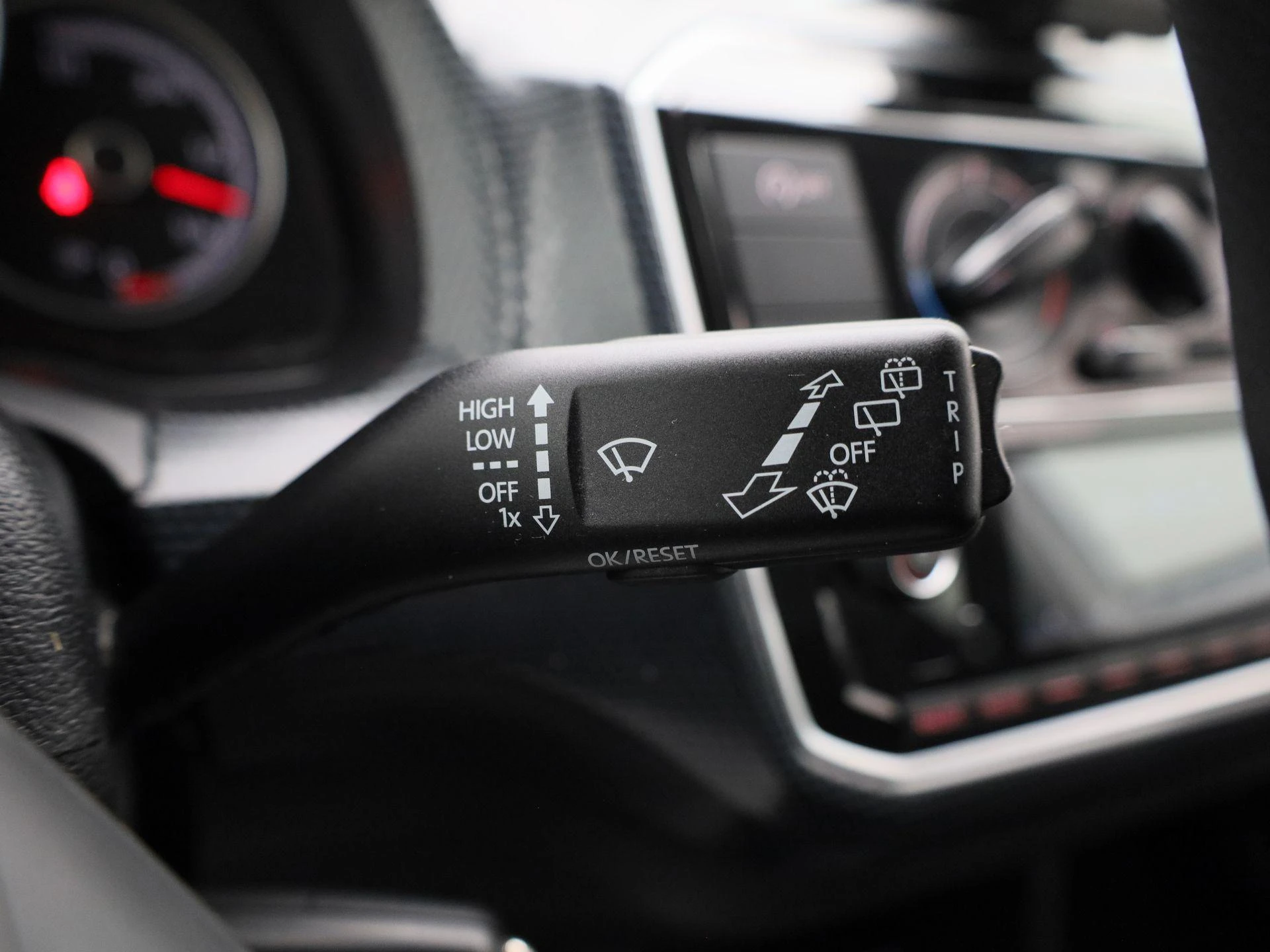 Volkswagen-up!-image-19