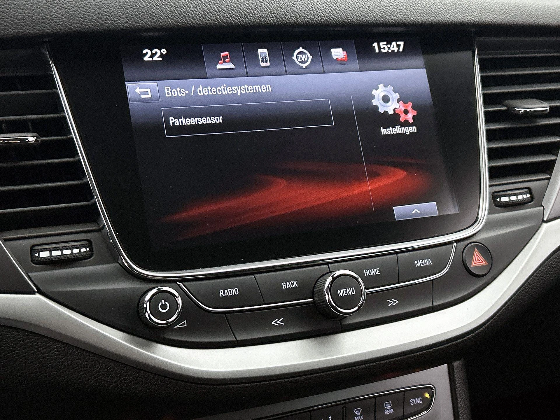 Opel-Astra-image-11