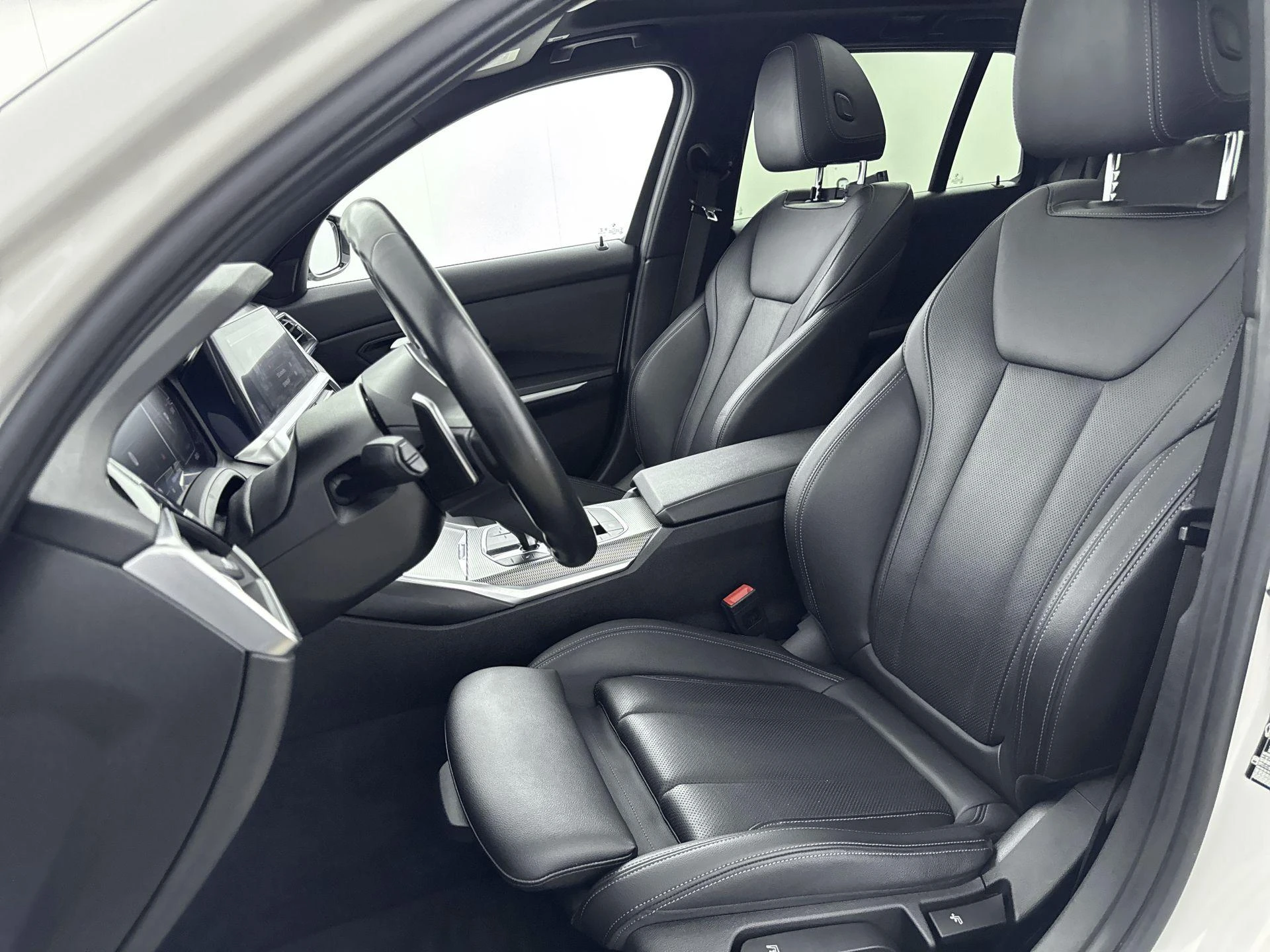 BMW-3 Serie-image-27