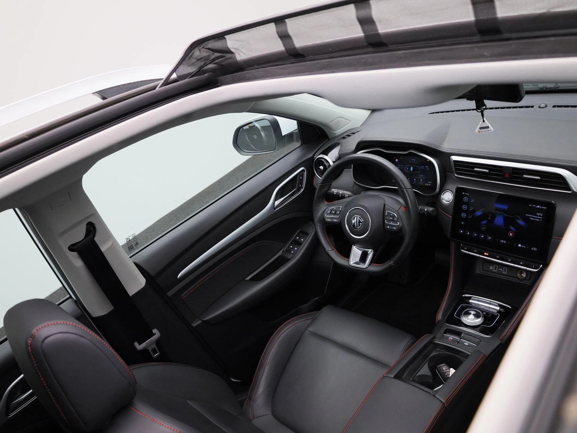 MG ZS EV MG EV Long Range Luxury 70 kWh