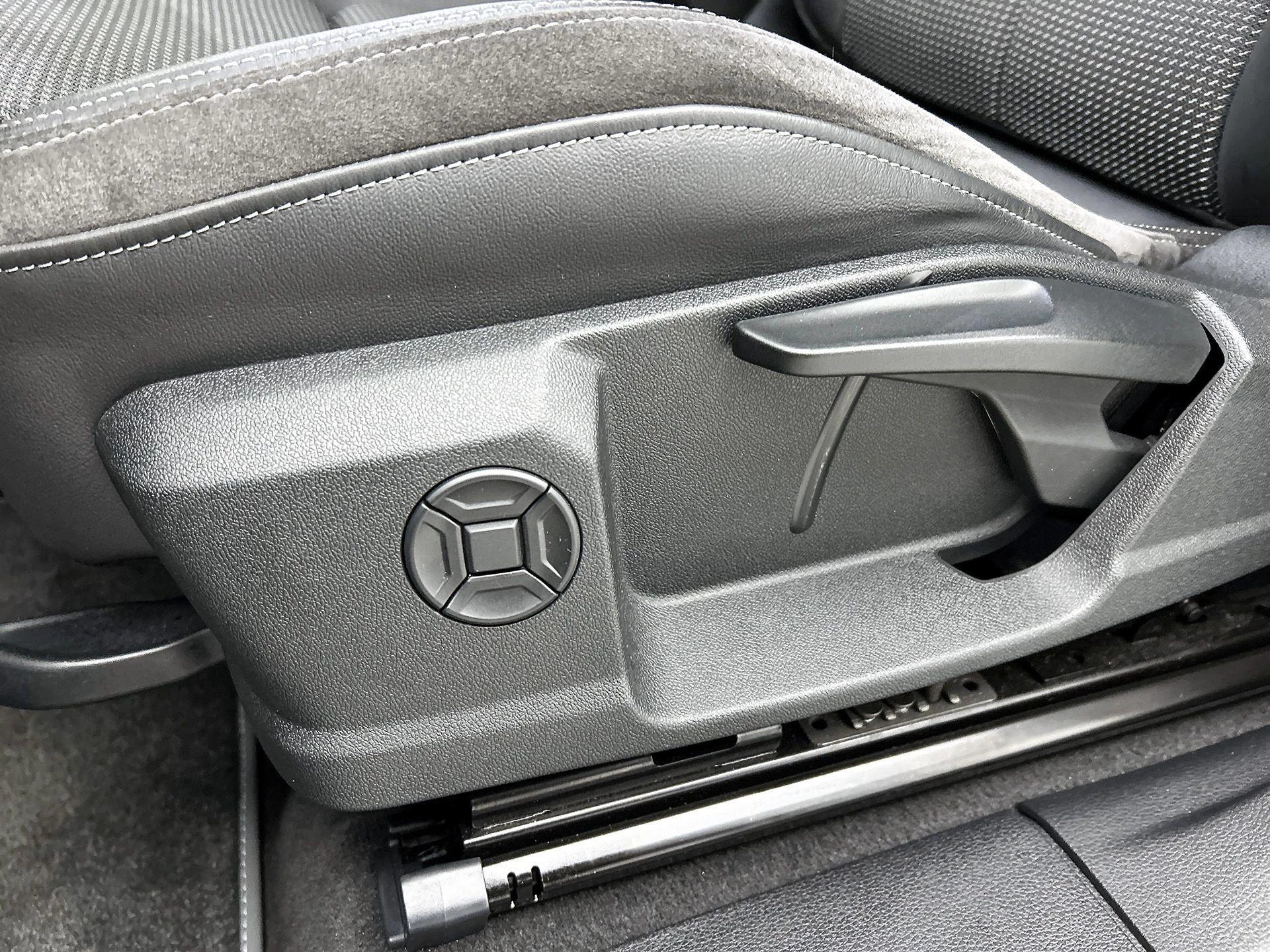 Audi Q3 45 TFSI e S edition