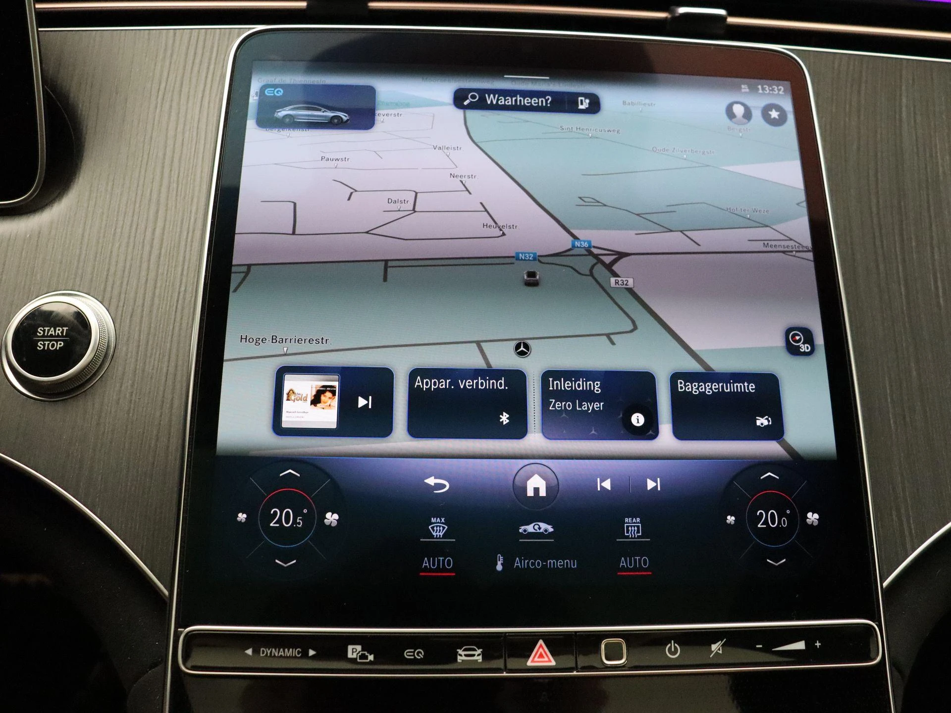 Mercedes-Benz-EQE-image-19