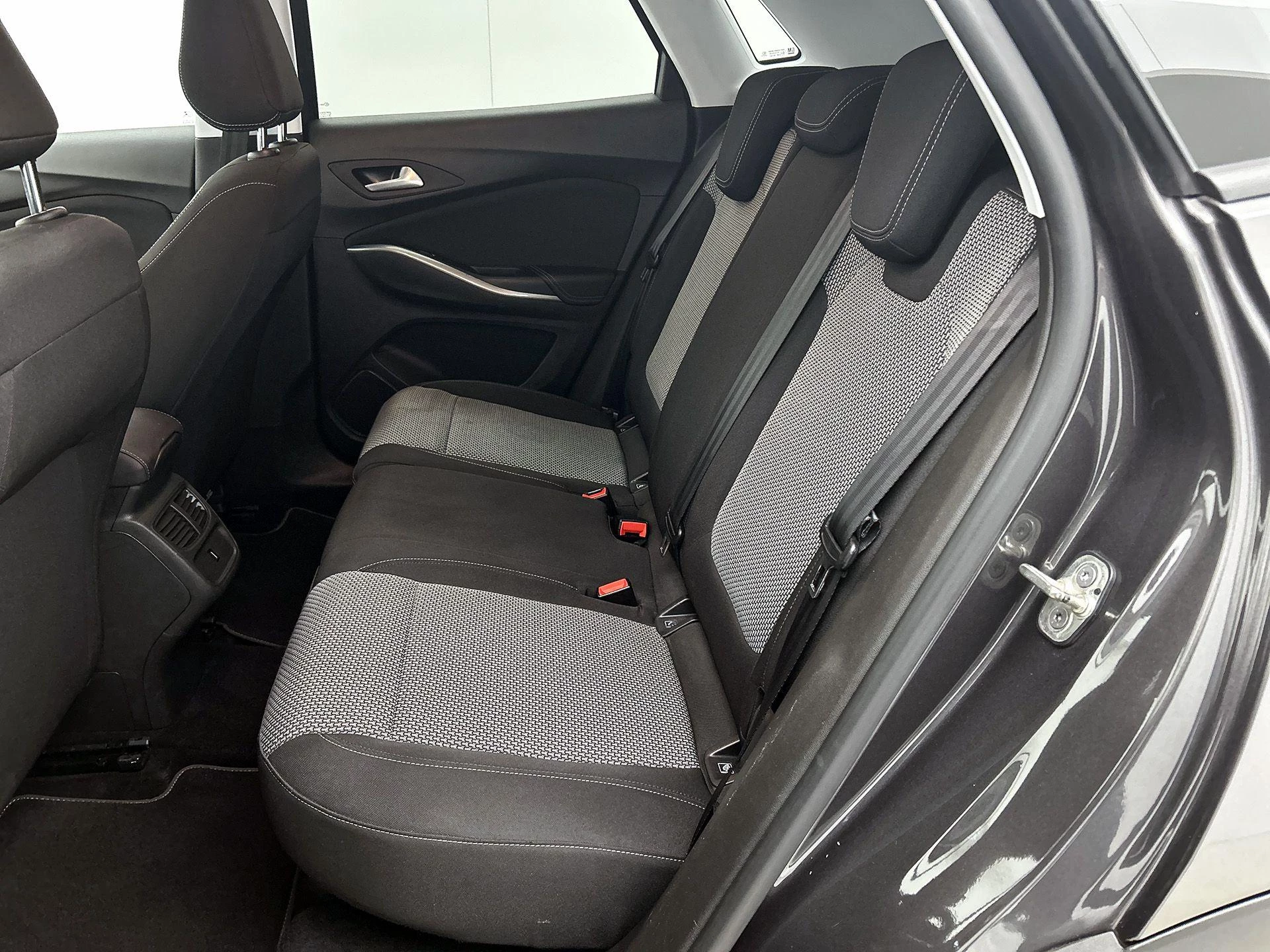 Opel-Grandland X-image-21