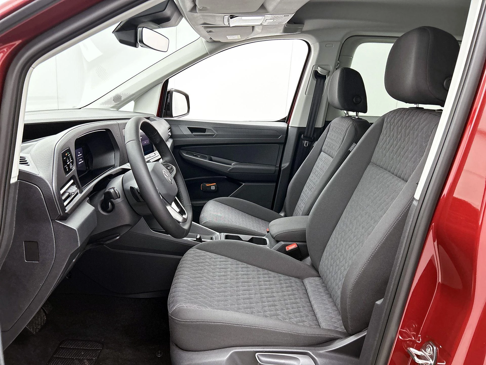 Volkswagen-Caddy-image-30