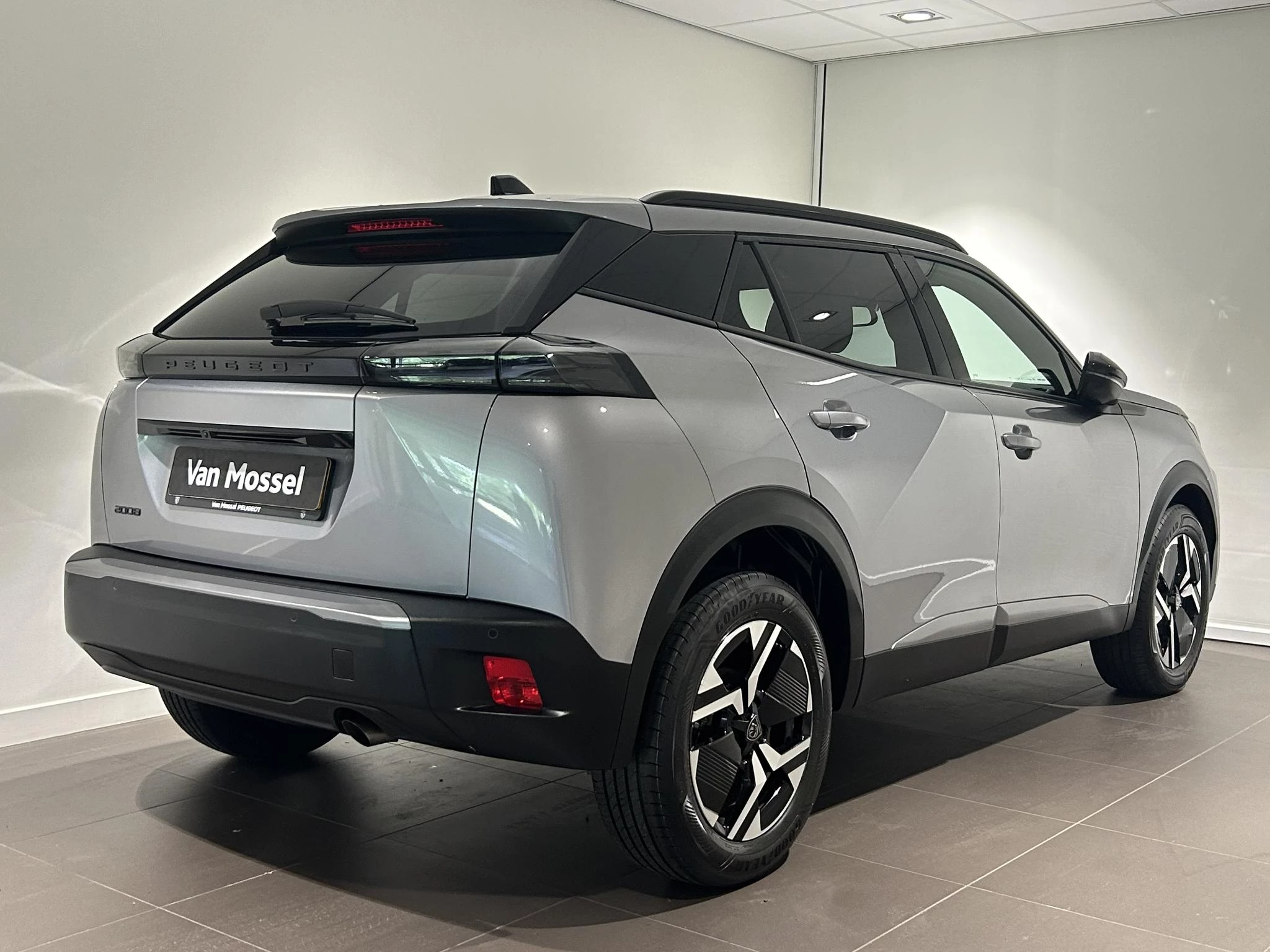 Peugeot-2008-image-3