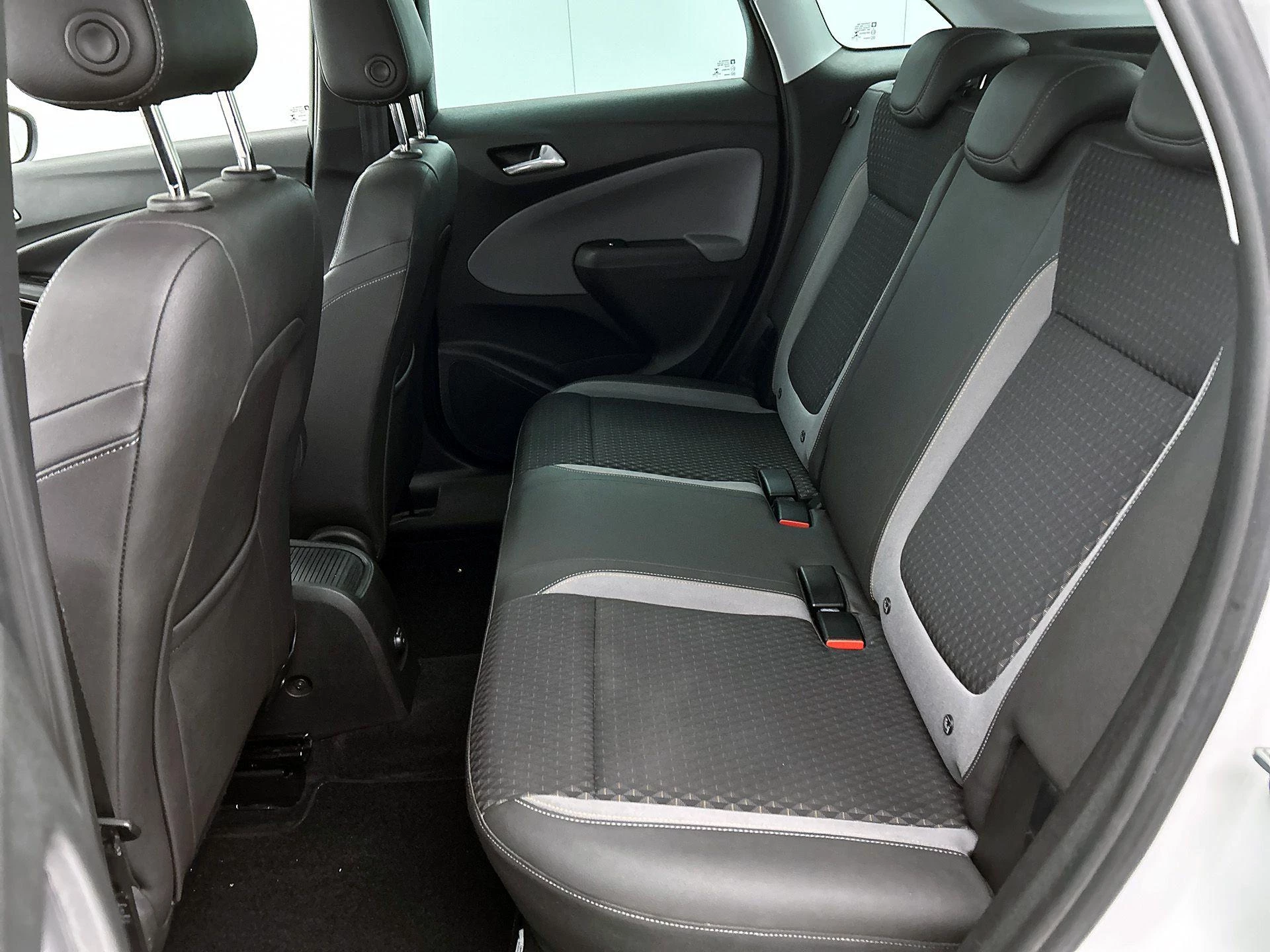 Opel-Crossland X-image-25