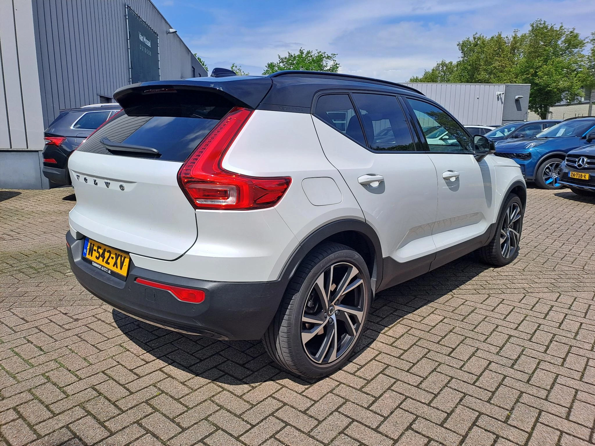 Volvo XC40 1.5 T5 Recharge R-Design
