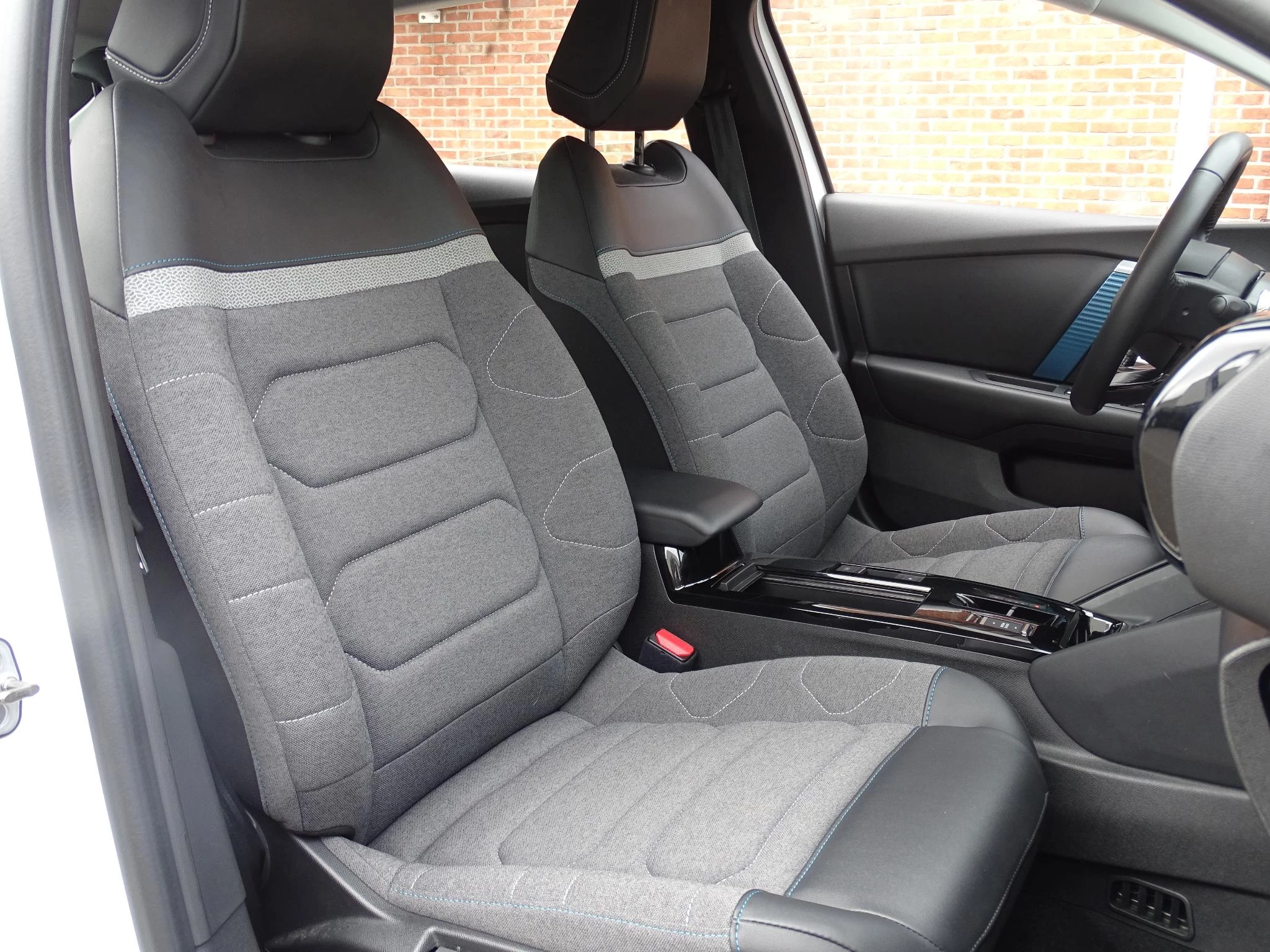 Citroën-ë-C4-image-12