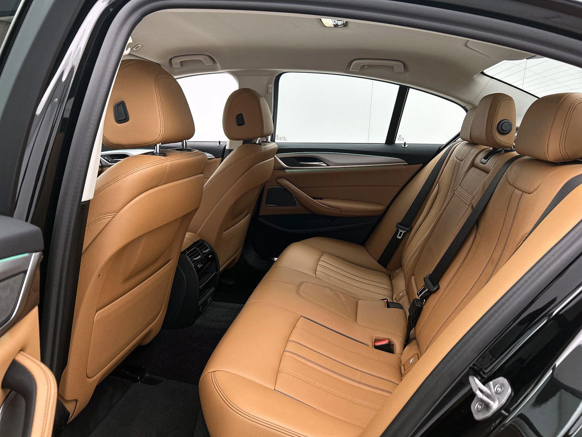 BMW-5 Serie-image-27
