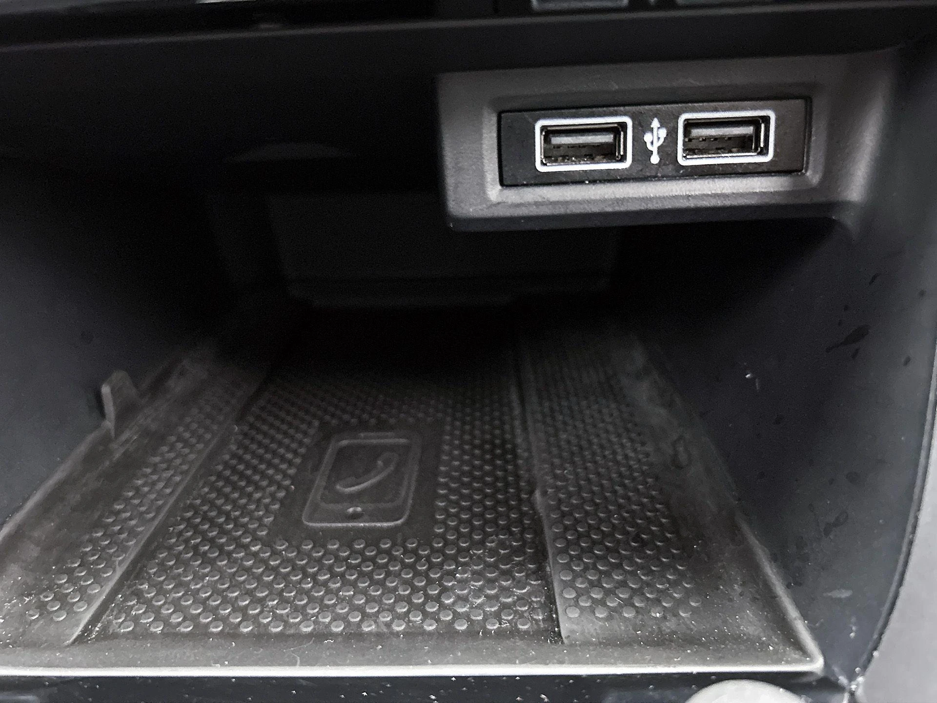 Volkswagen-T-Cross-image-30