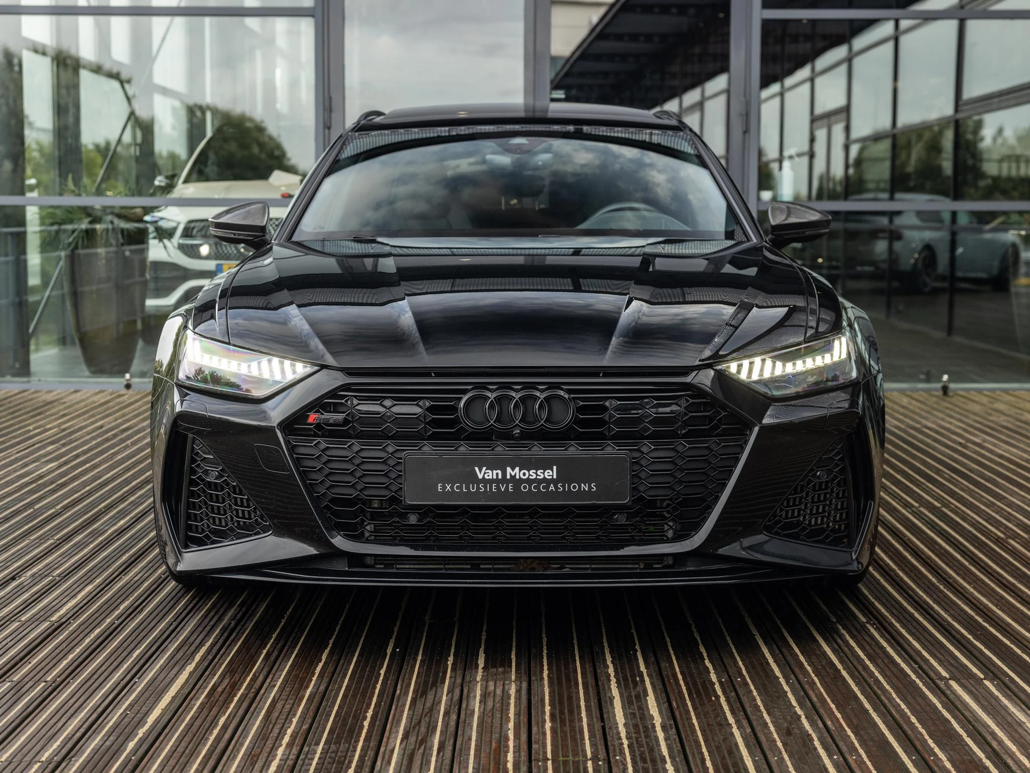 Audi-RS6-image-1
