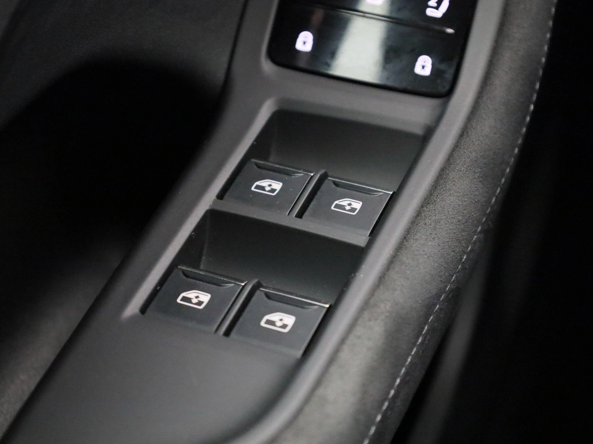 Audi A5 Avant 2.0 e-hybrid quattro S edition Competition