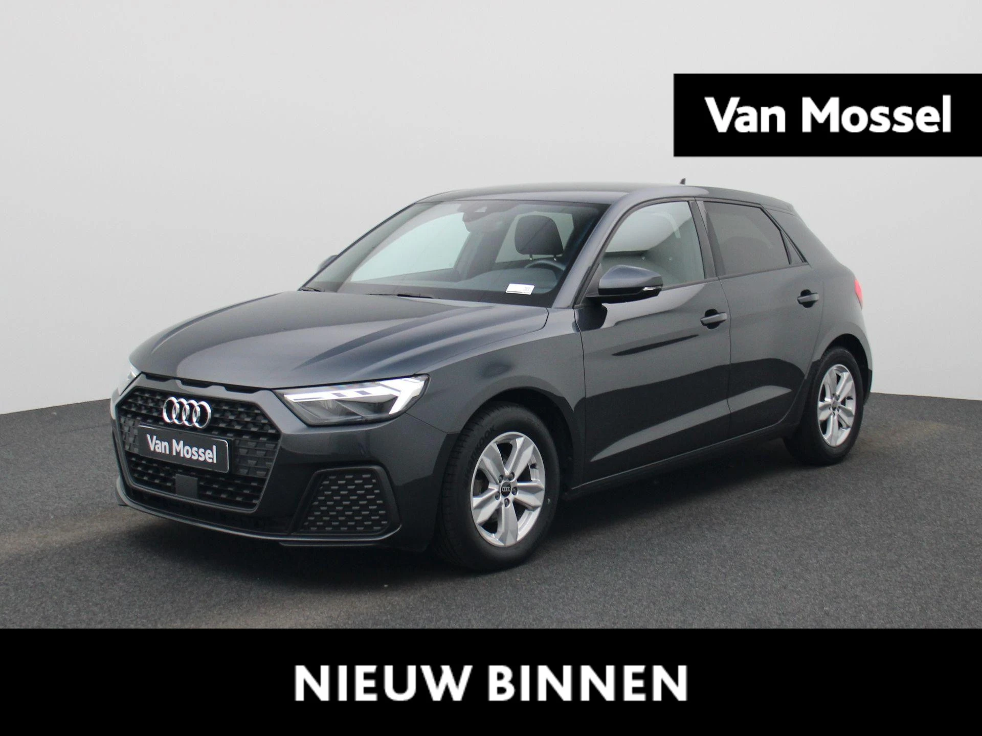 Audi-A1 Sportback-image-0