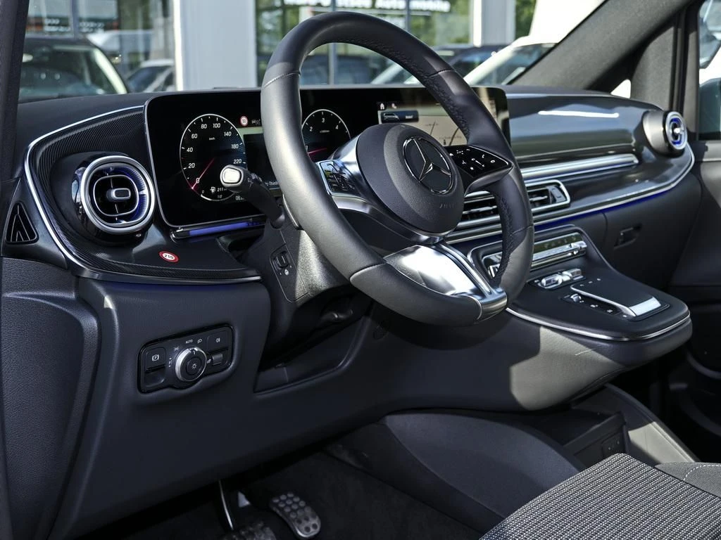 Mercedes-Benz-V-Klasse 220-image-9