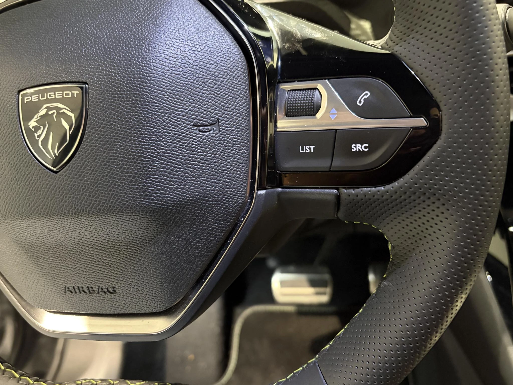 Peugeot-2008-image-11