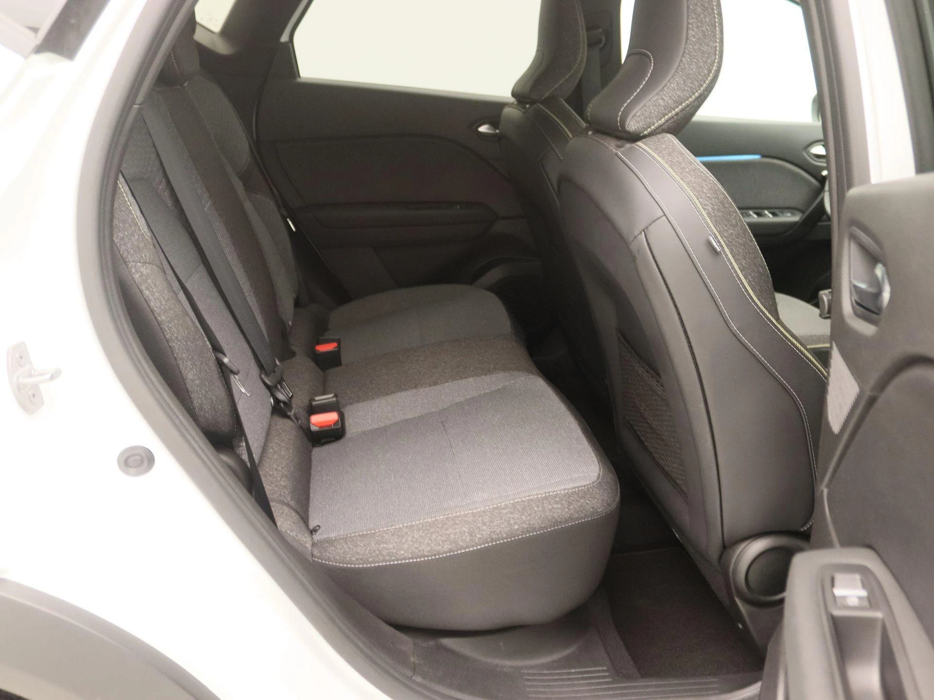 Renault-Captur-image-24