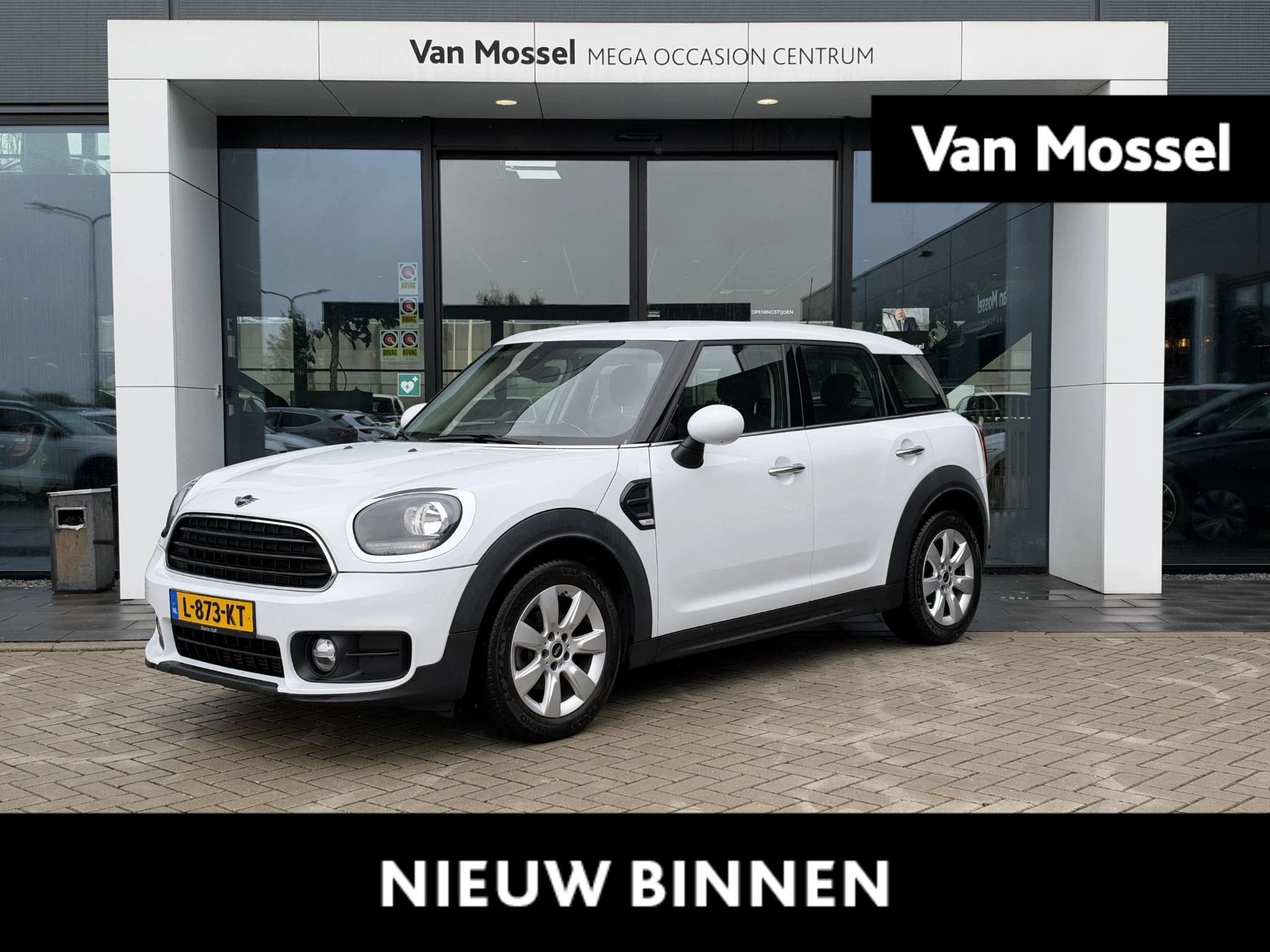 MINI-Countryman-image-0