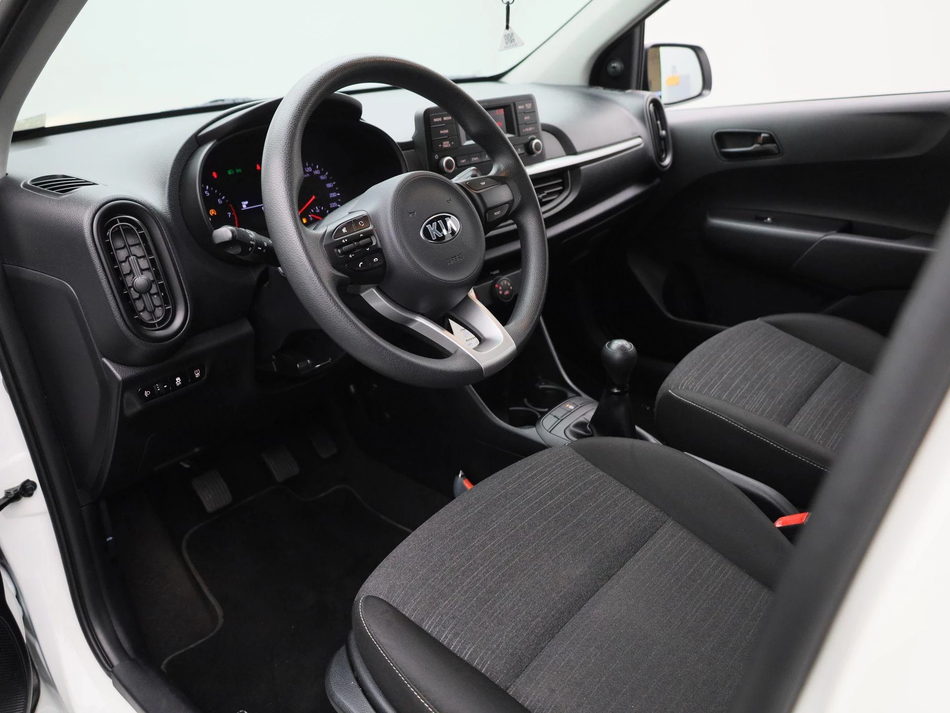 Kia-Picanto-image-15