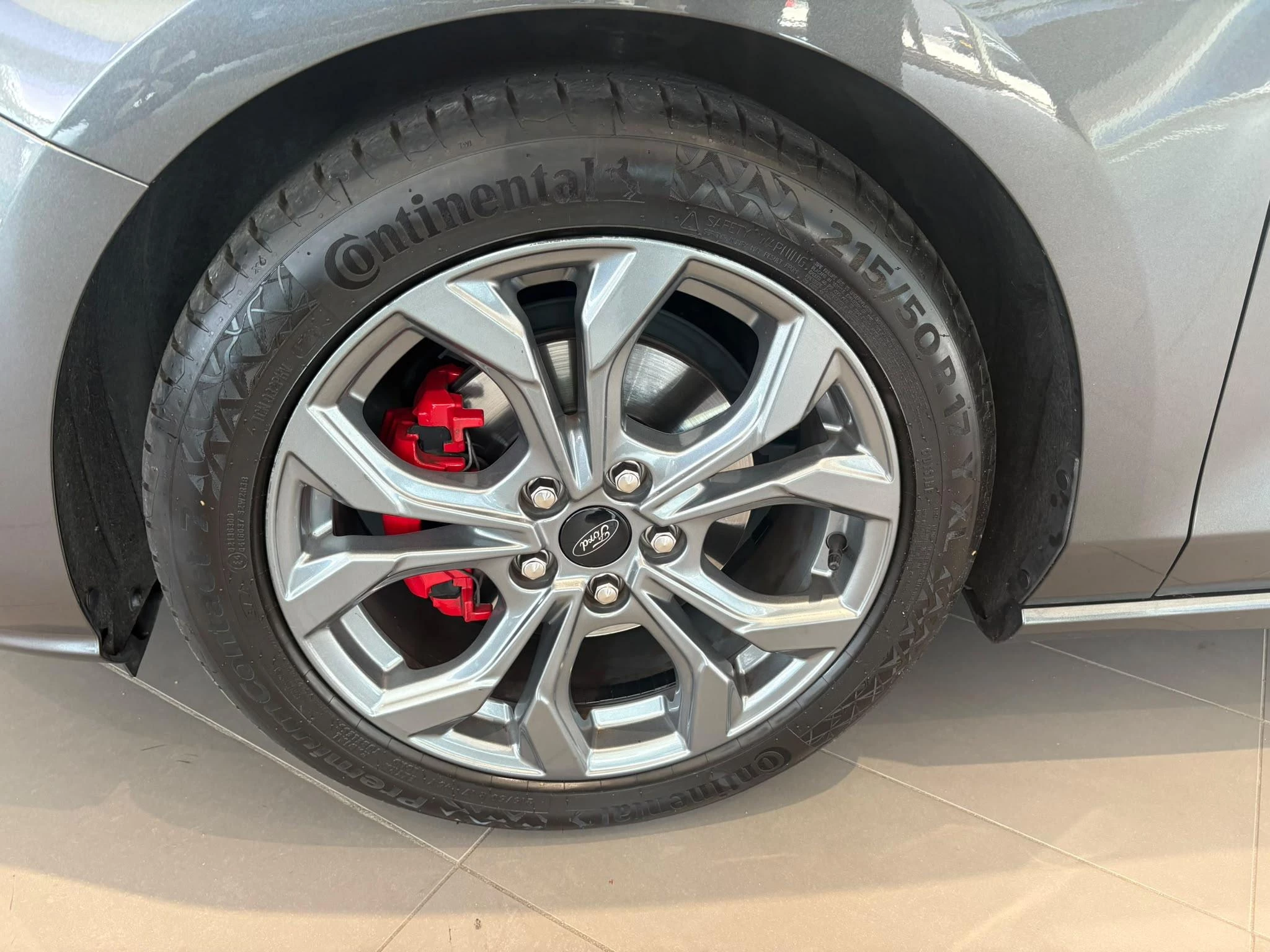 Ford Focus Wagon 1.0 EcoBoost Hybrid ST Line X