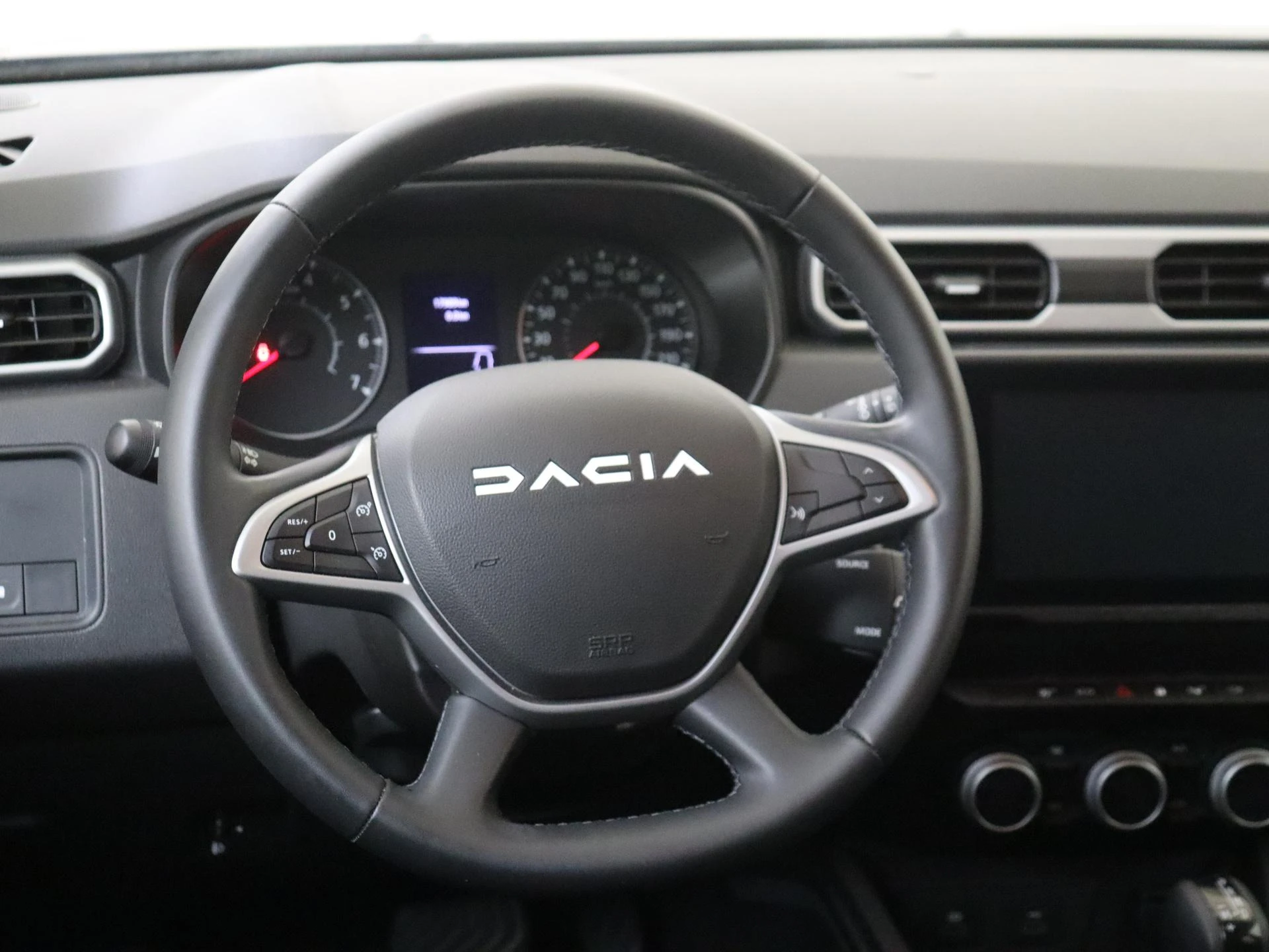 Dacia-Duster-image-9