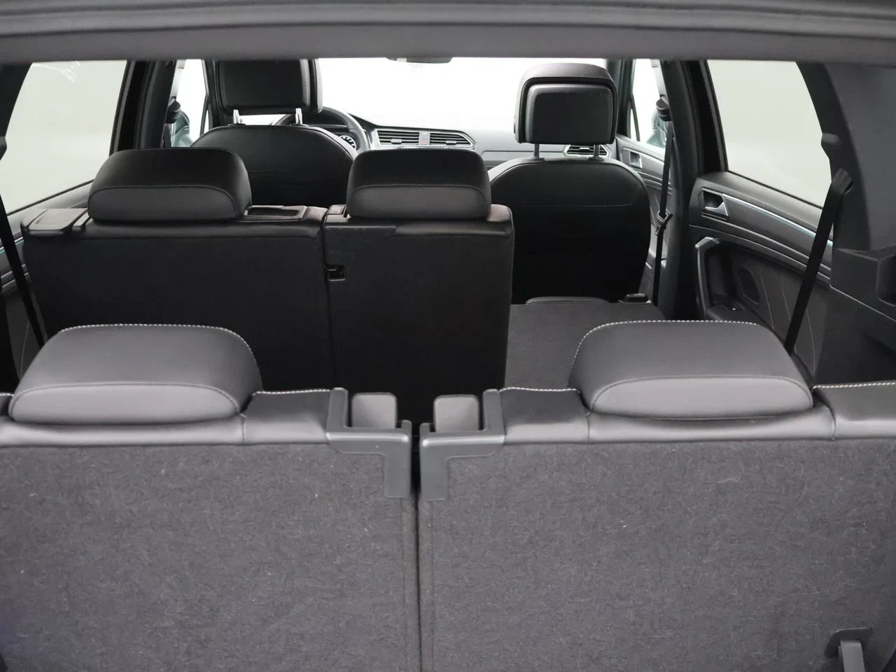 Volkswagen-Tiguan Allspace-image-20