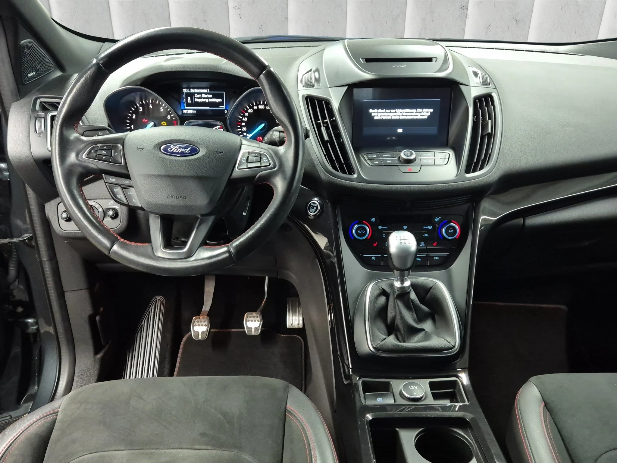 Ford-Kuga-image-11