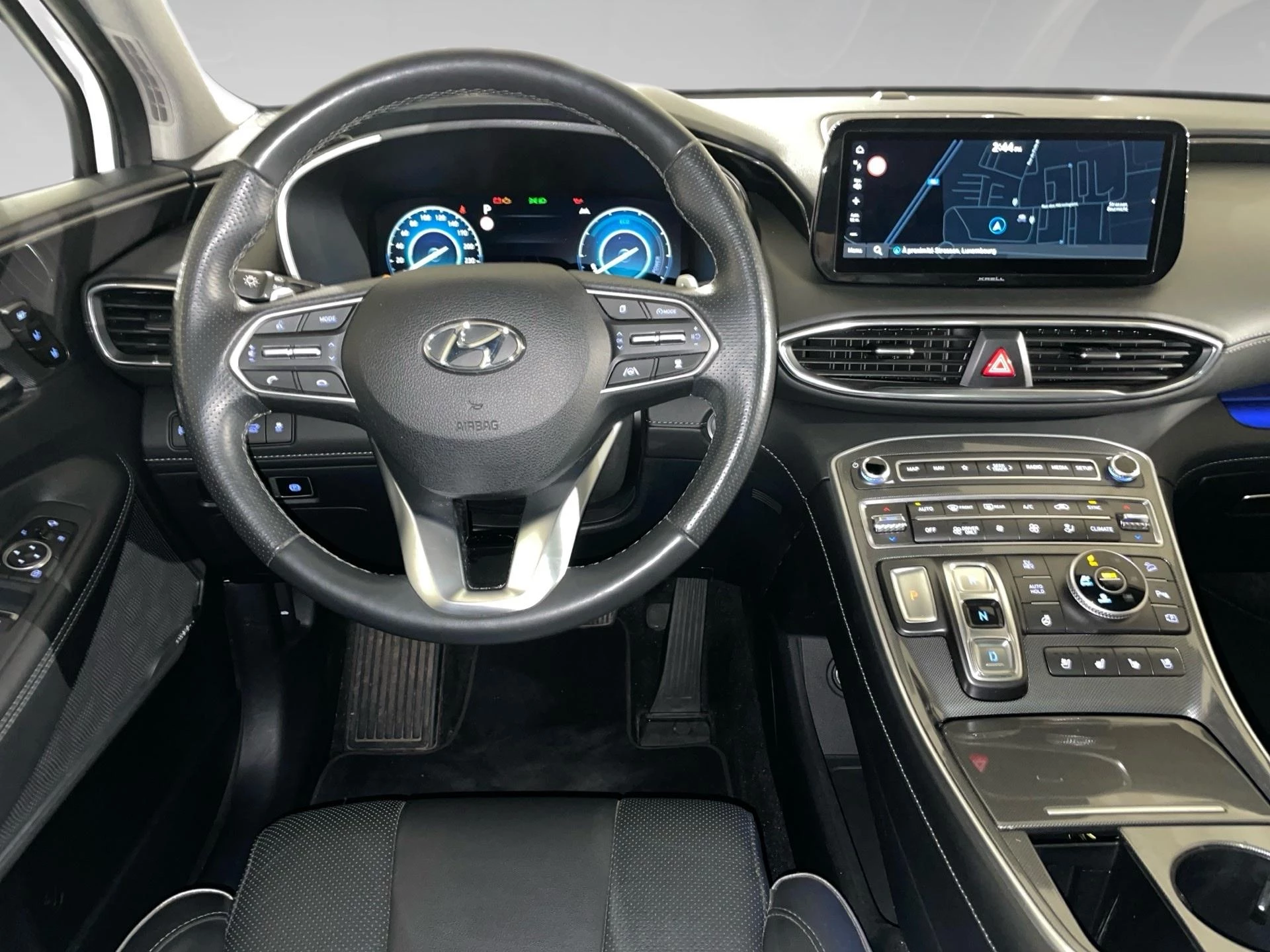 Hyundai Santa Fe 1.6 T-GDi Plug-in Hybrid 4x4 Shine Aut.