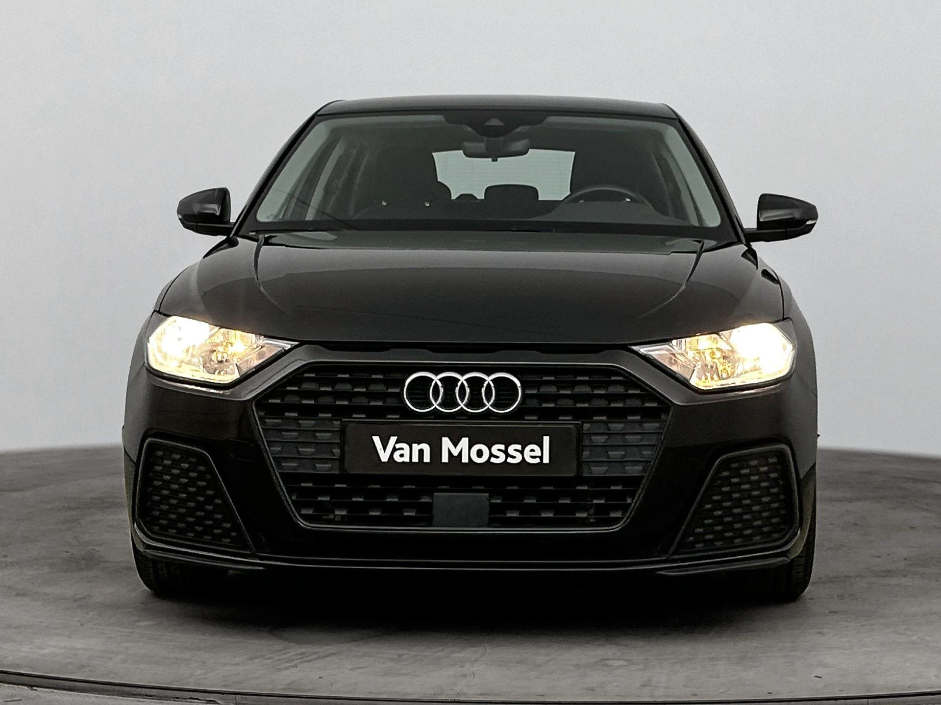 Audi-A1 Sportback-image-4