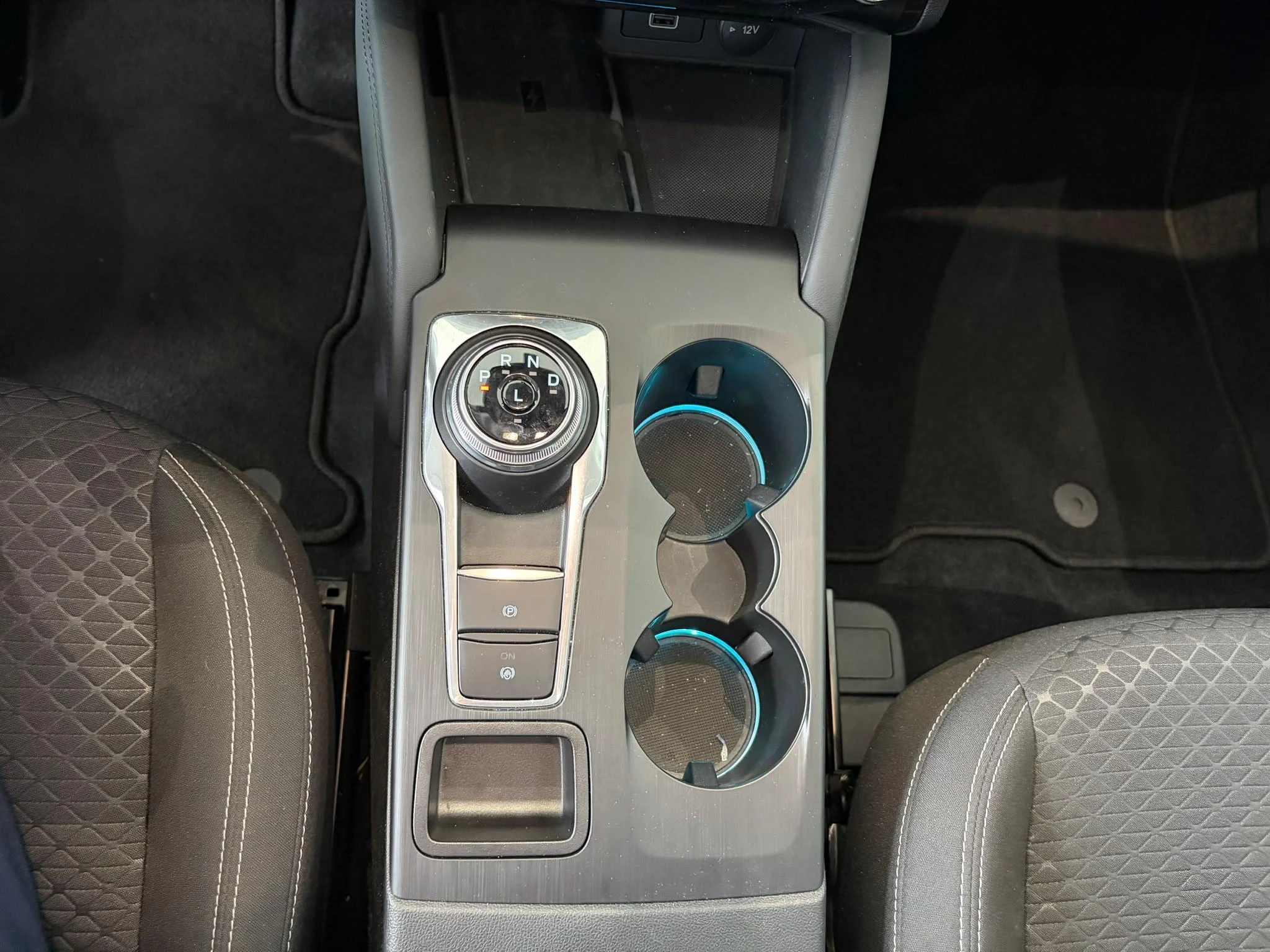 Ford-Kuga-image-14