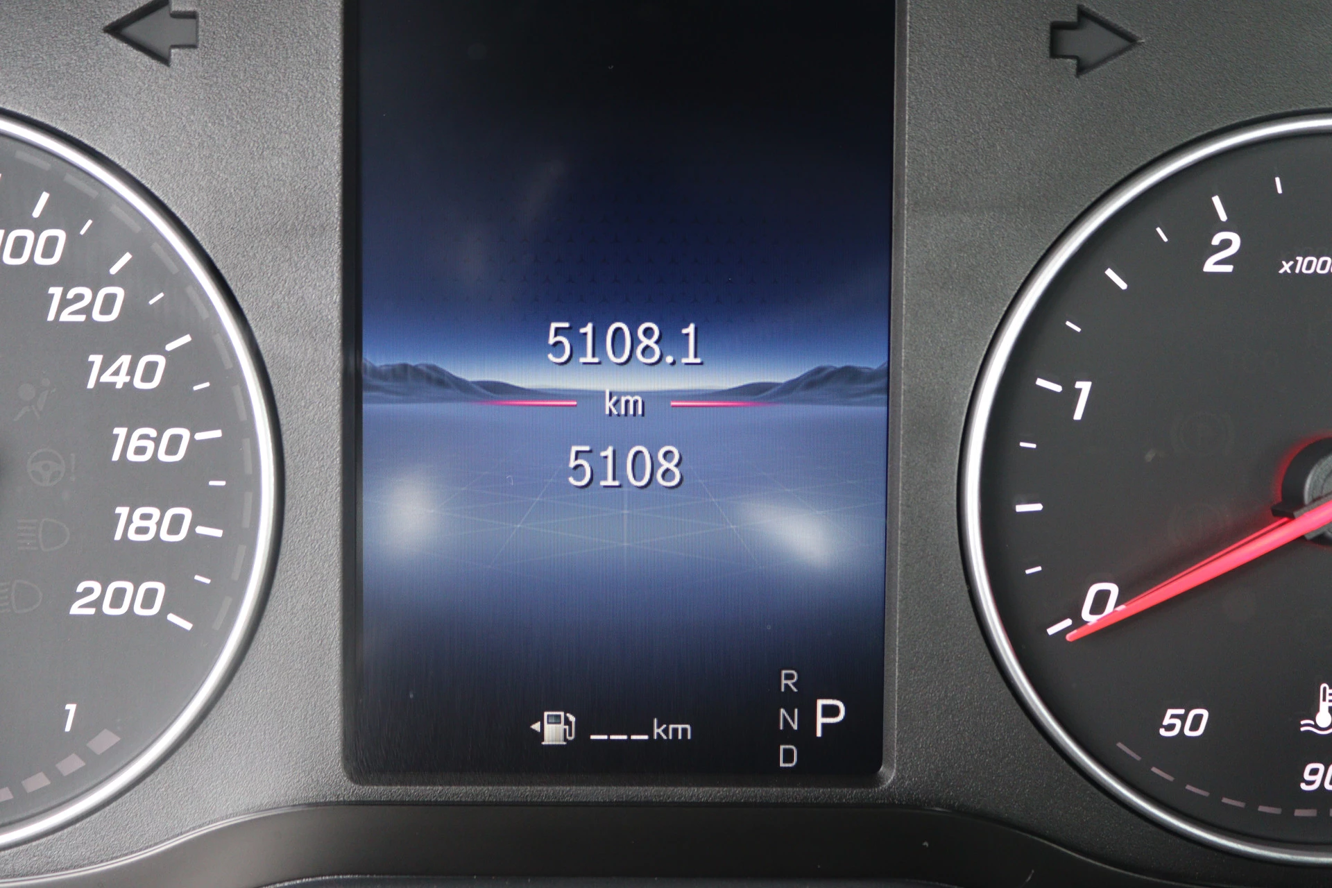 Mercedes-Benz-Sprinter-image-10