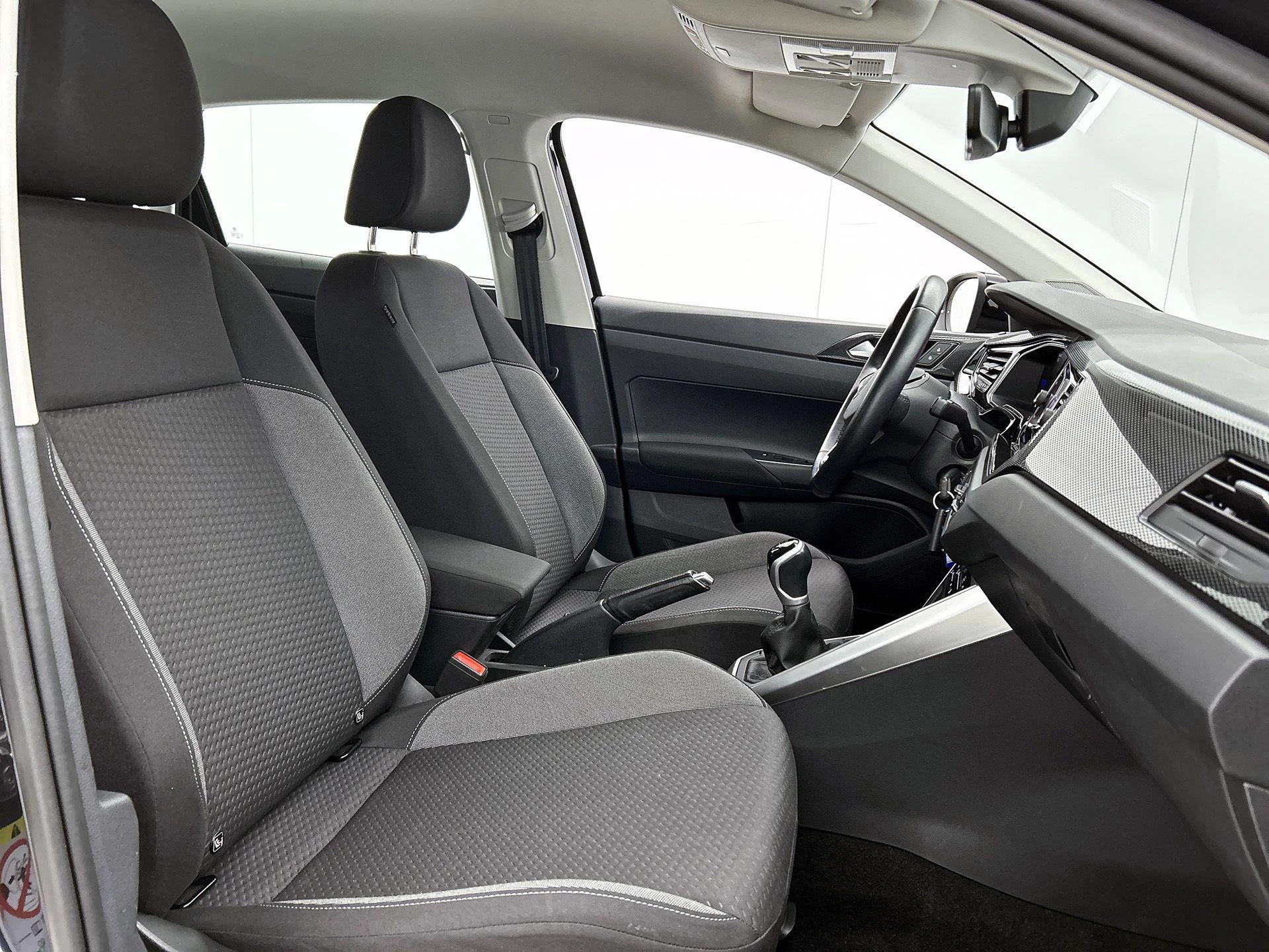 Volkswagen-Taigo-image-34