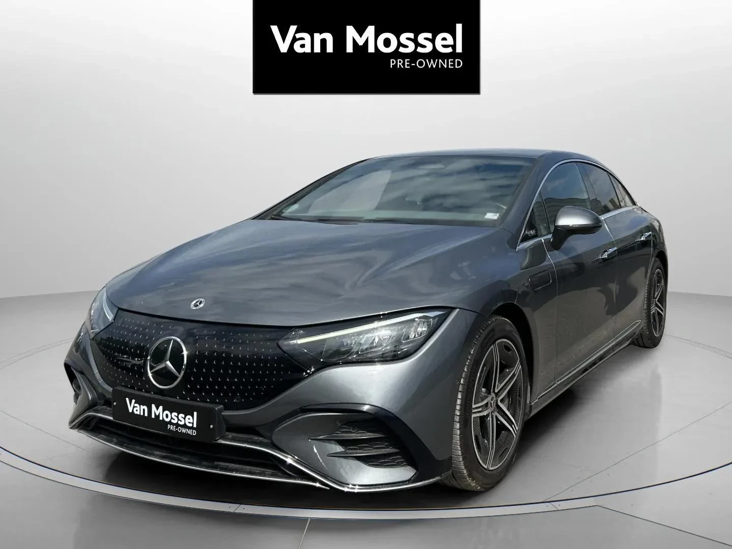 Mercedes-Benz-EQE-image-0