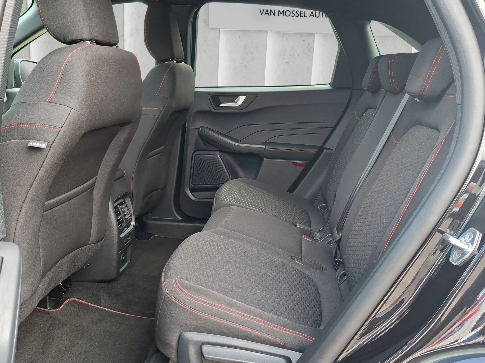 Ford-Kuga-image-10