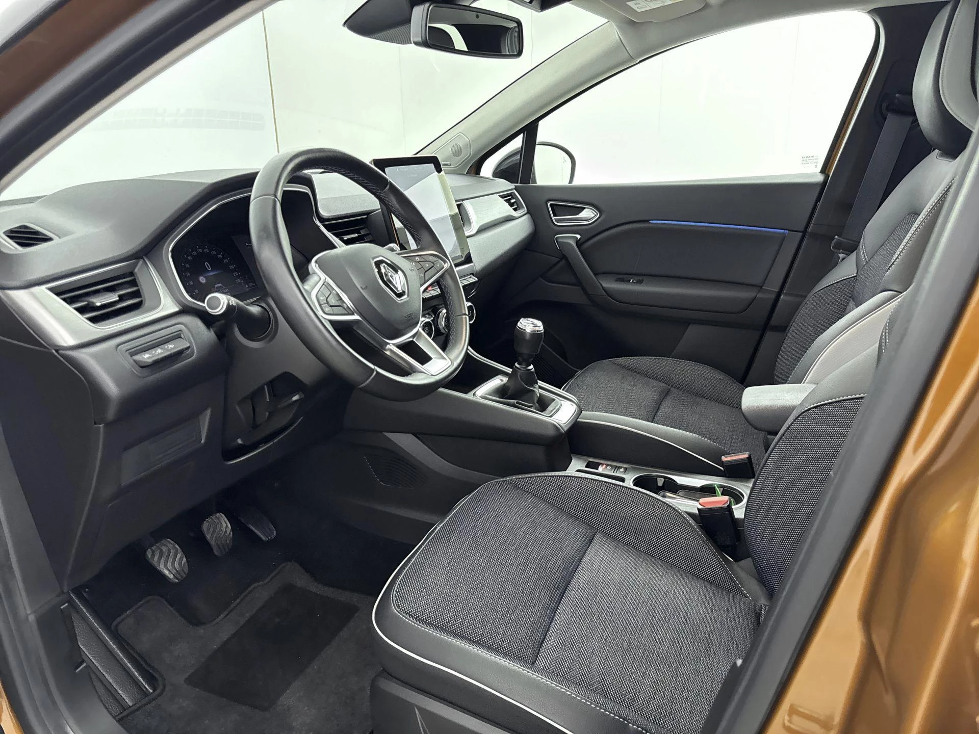 Renault-Captur-image-17