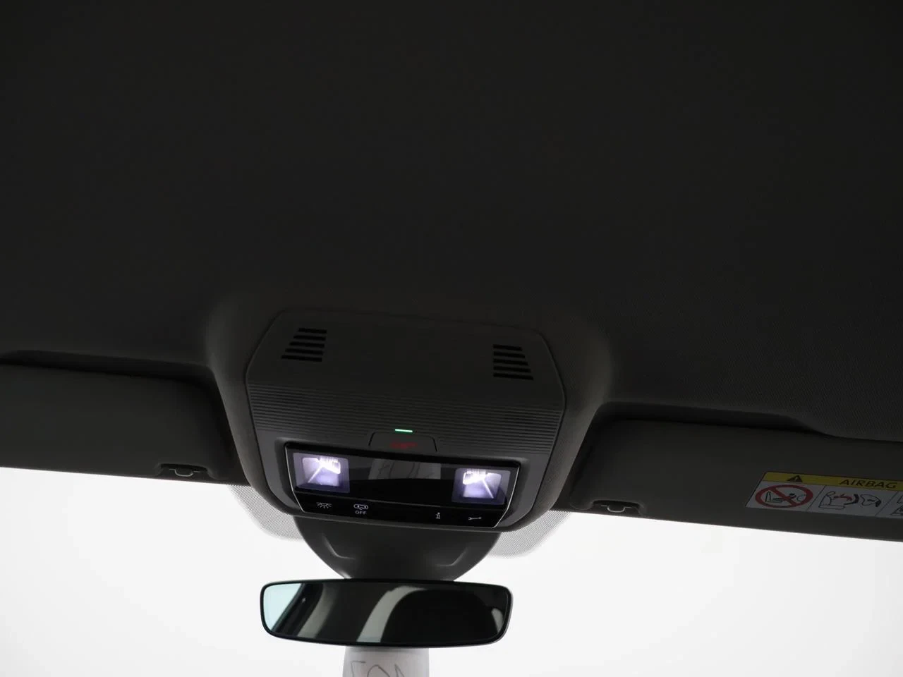 Volkswagen-Golf-image-5