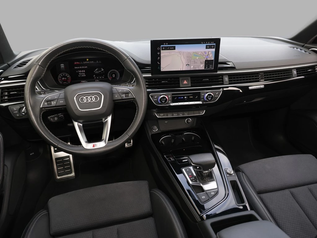 Audi A4 Avant 45 TFSI quattro S line