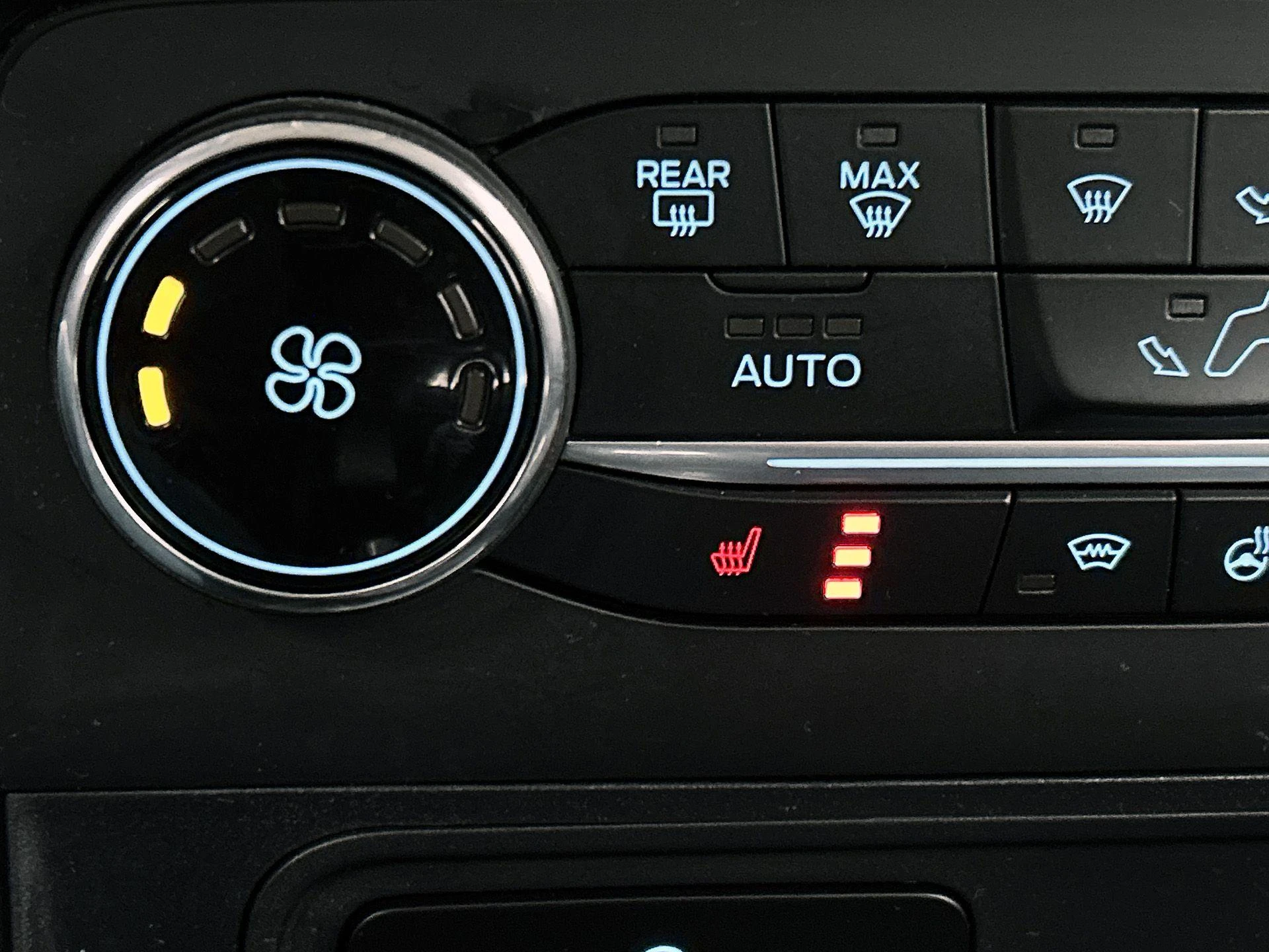 Ford-EcoSport-image-7
