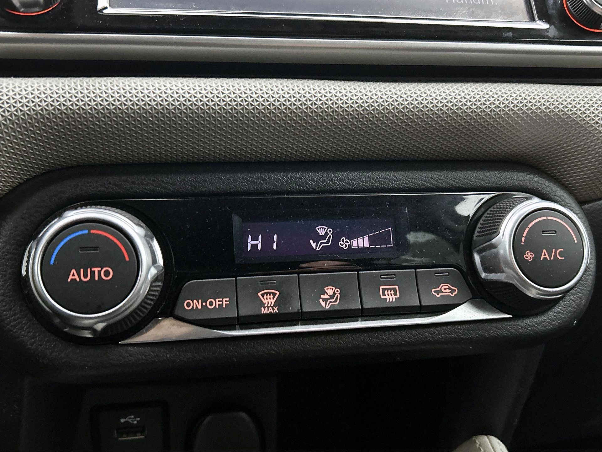 Nissan-Micra-image-22