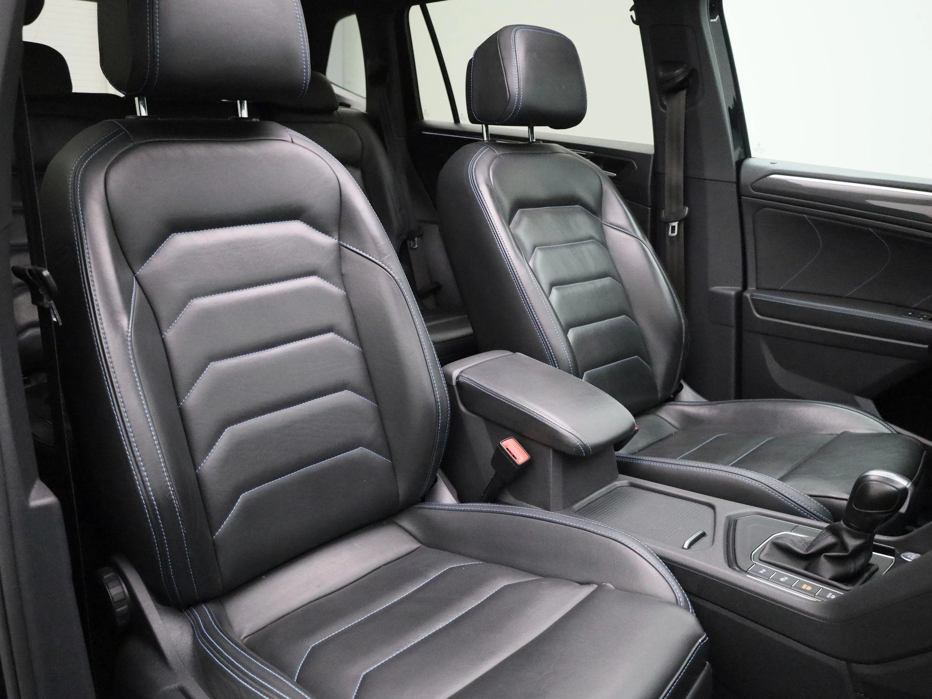 Volkswagen-Tiguan Allspace-image-44