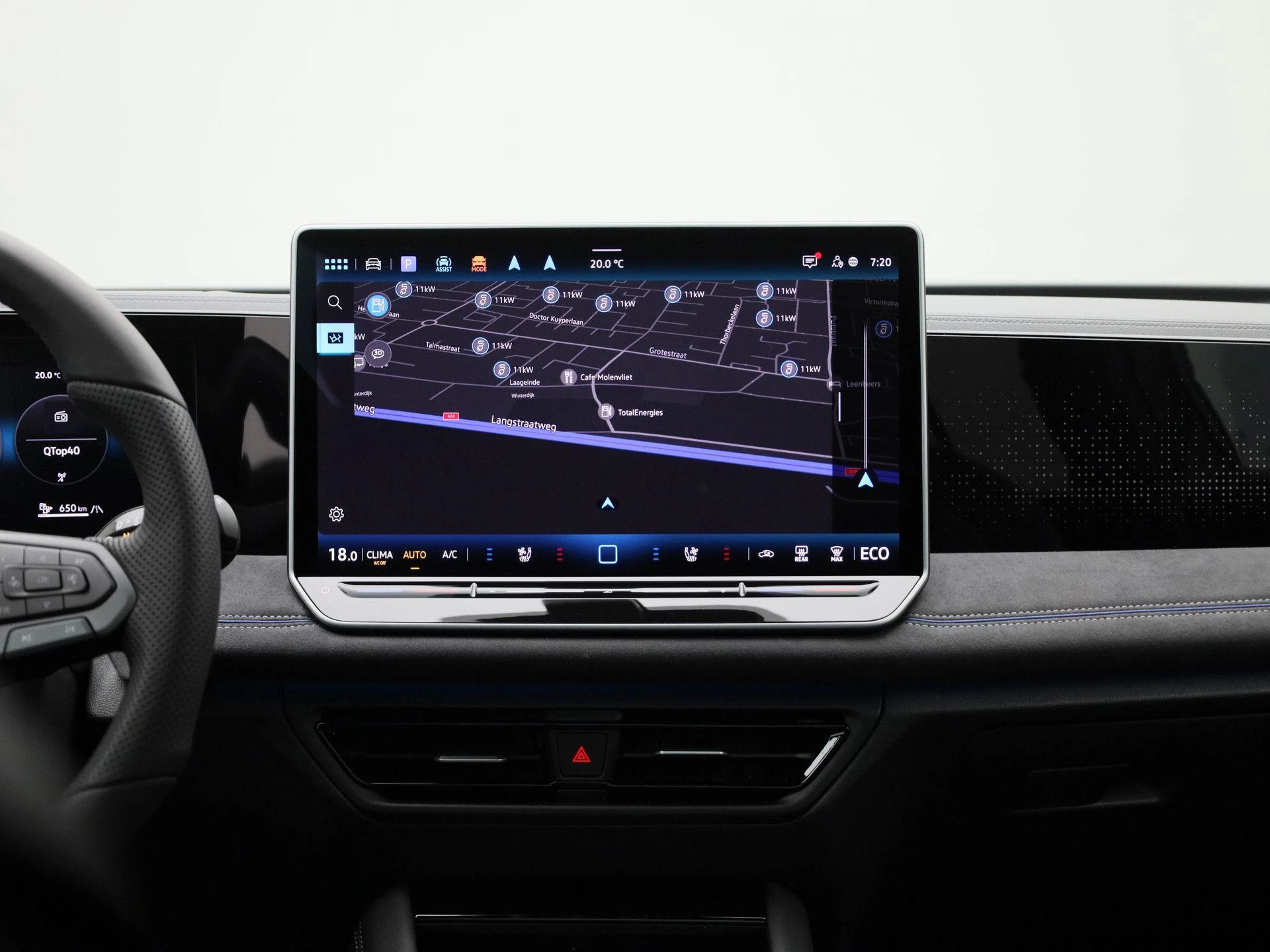 Volkswagen-Tiguan-image-8