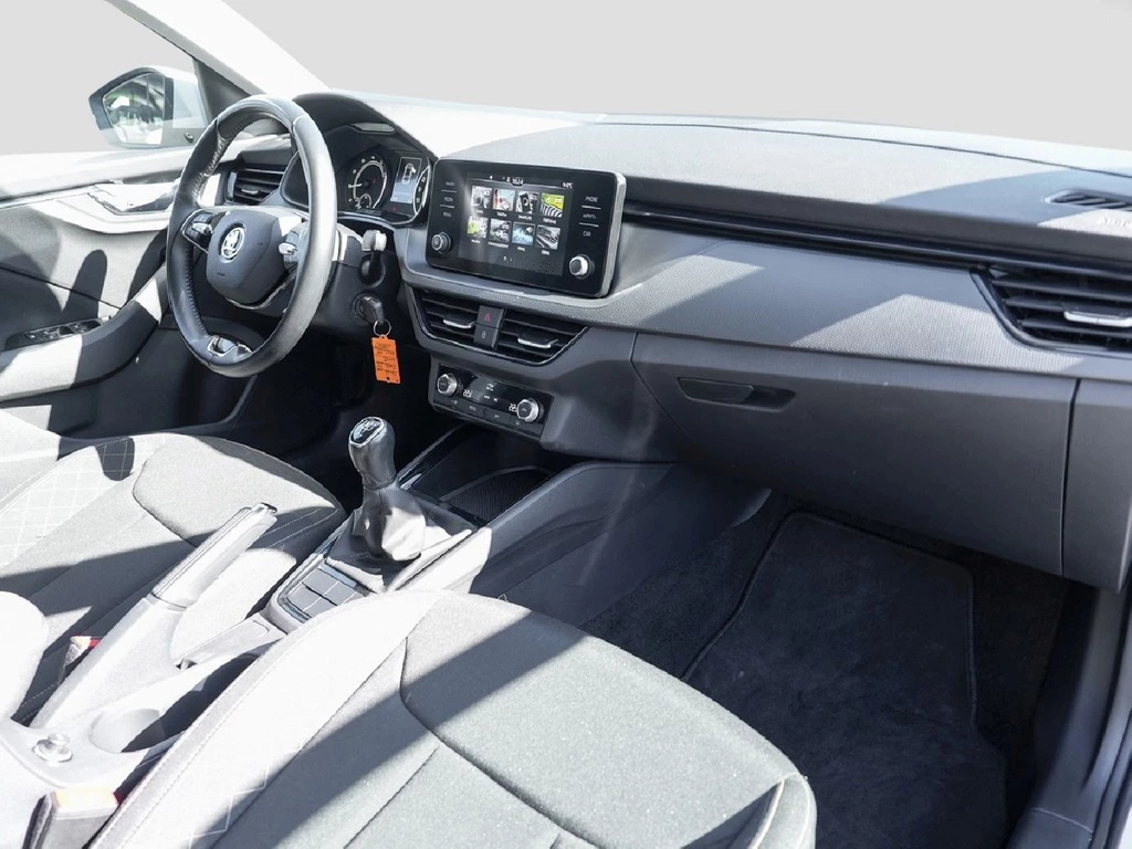 Škoda Scala 1,0 TSI Ambition,LED,ALU,Climatronic Tempomat,Park-Pilot hinten