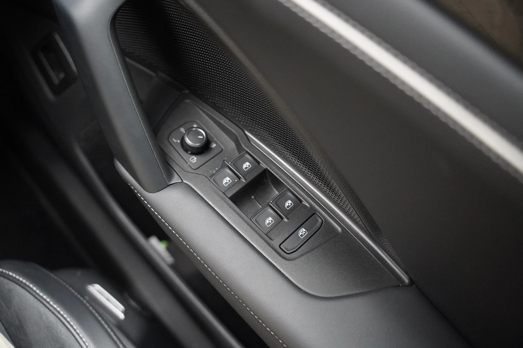 Volkswagen-Tayron-image-21