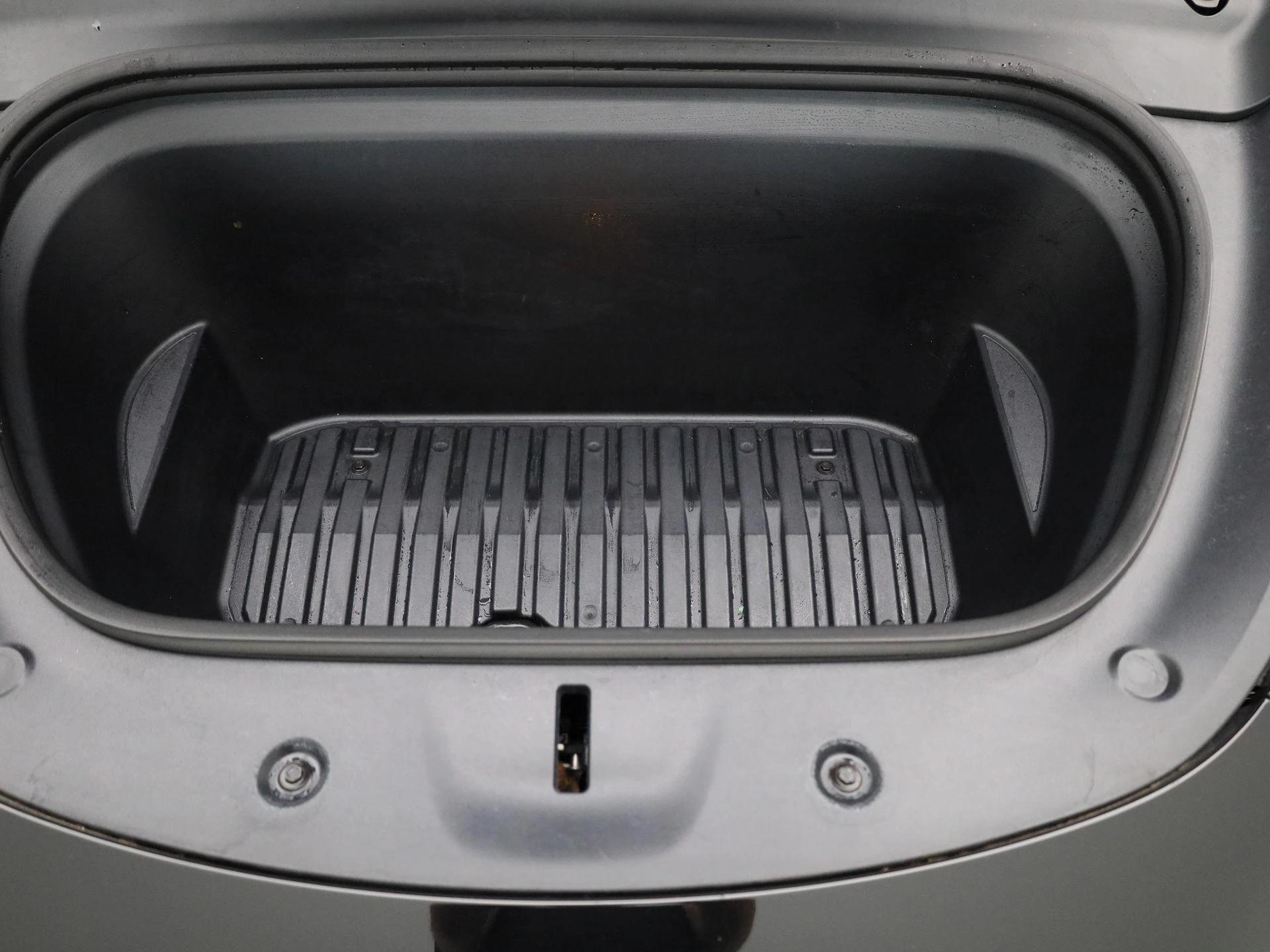 Tesla Model Y Hinterradantrieb RWD