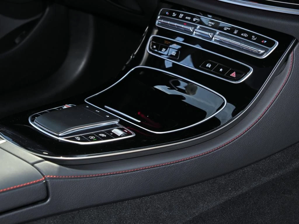 Mercedes-AMG-E-Klasse 53 AMG-image-13