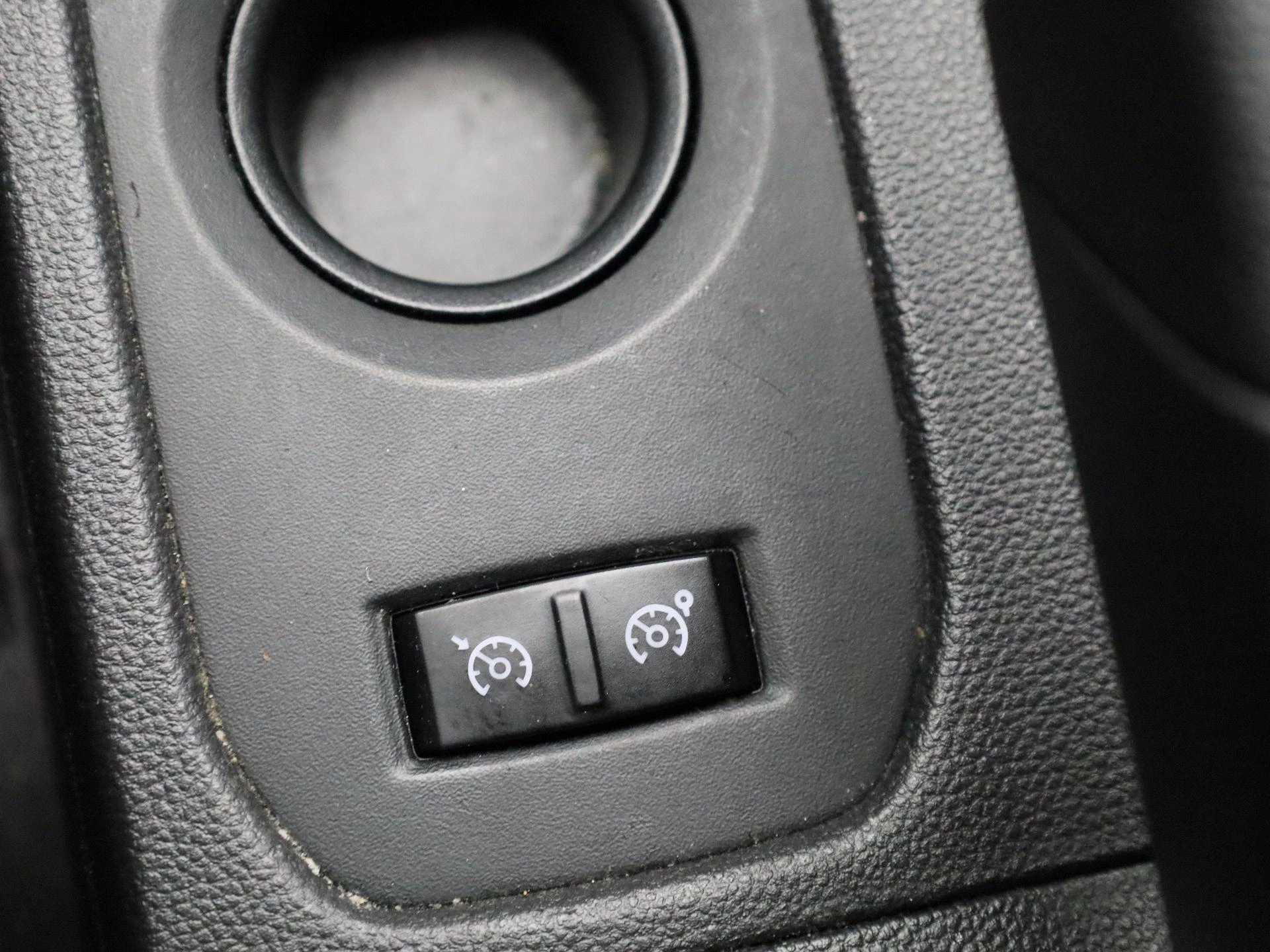 Dacia-Duster-image-23